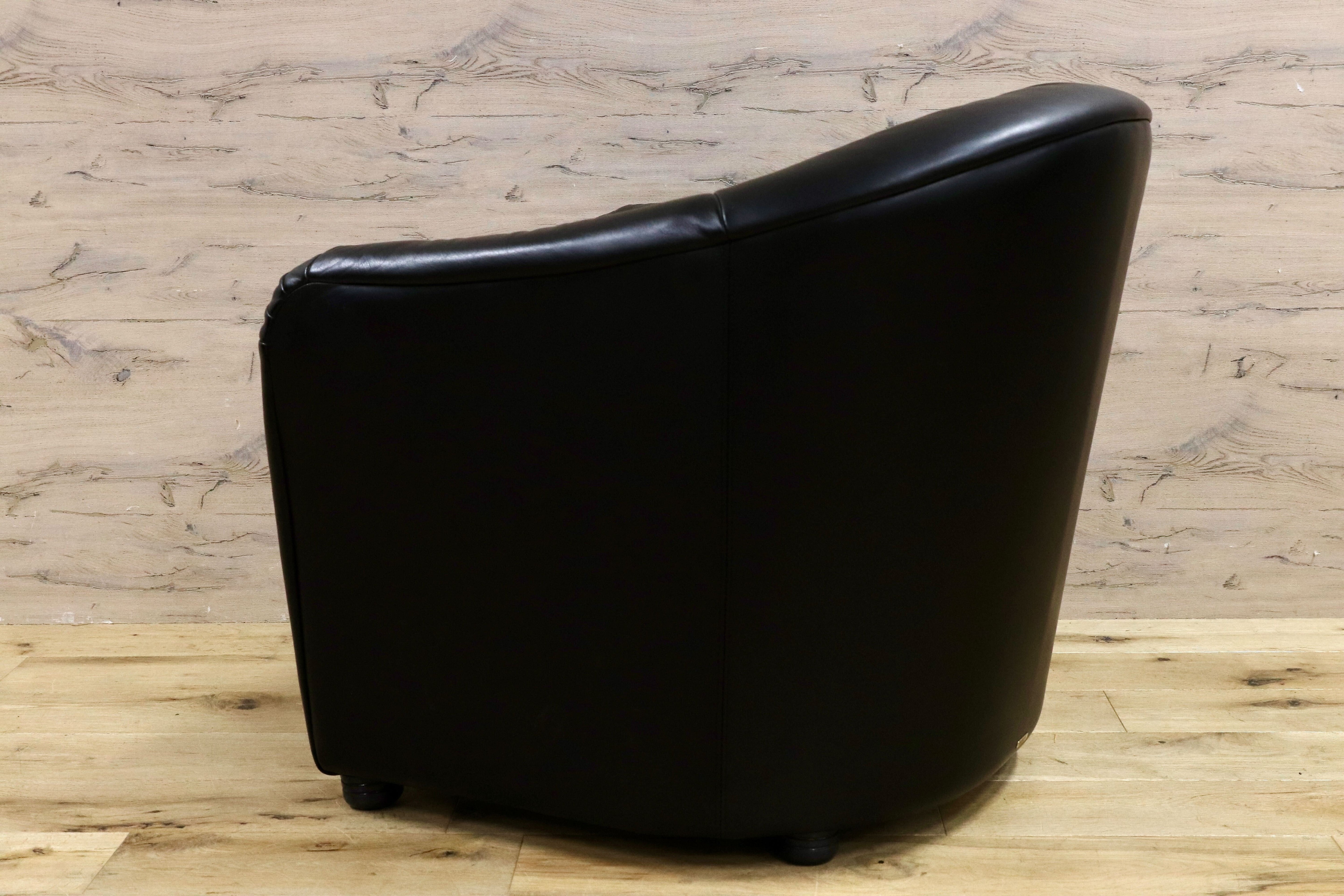 GMHN385J○HUKLA / フクラ 1人掛けソファ ラウンジチェア パーソナルチェア 黒 総革 IDC大塚家具 デザイナーズ ドイツ 約23万