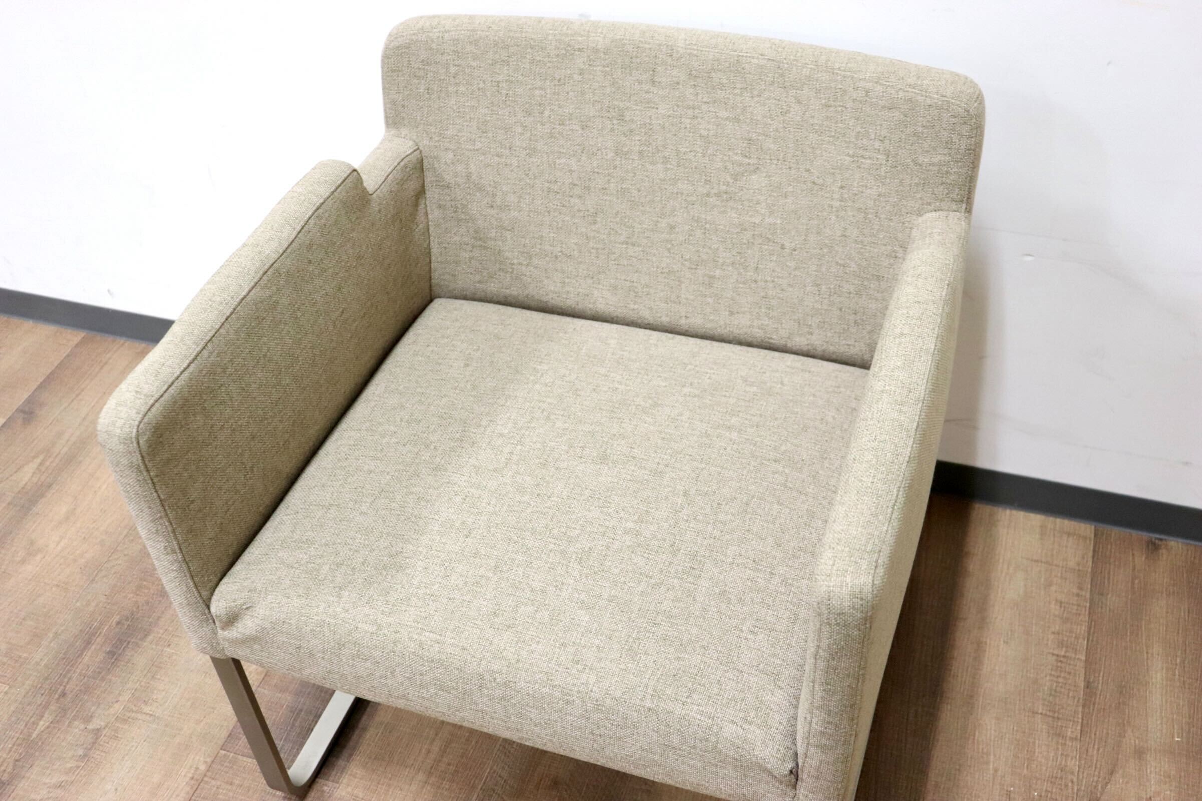 GMGH384○arflex / アルフレックス PALA ダイニングチェア サイドチェア アームチェア ファブリック 植木莞爾 モダン 定価約15万 展示品