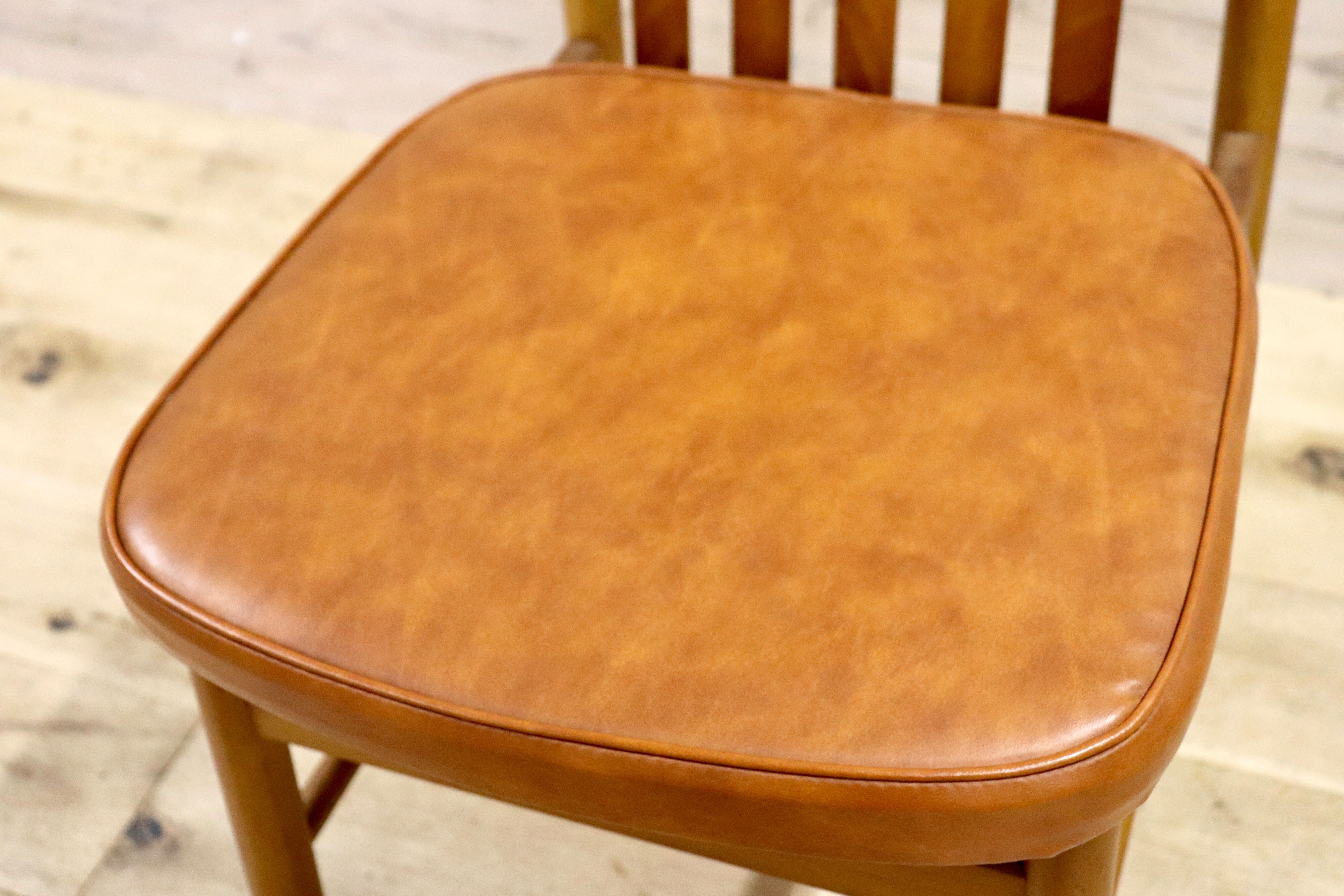 GMHH74C○MATSUDA / 松田家具 ダイニングチェア 食卓椅子 ライトブラウン 合皮 大川家具 レトロ アンティーク 昭和レトロ 在庫品
