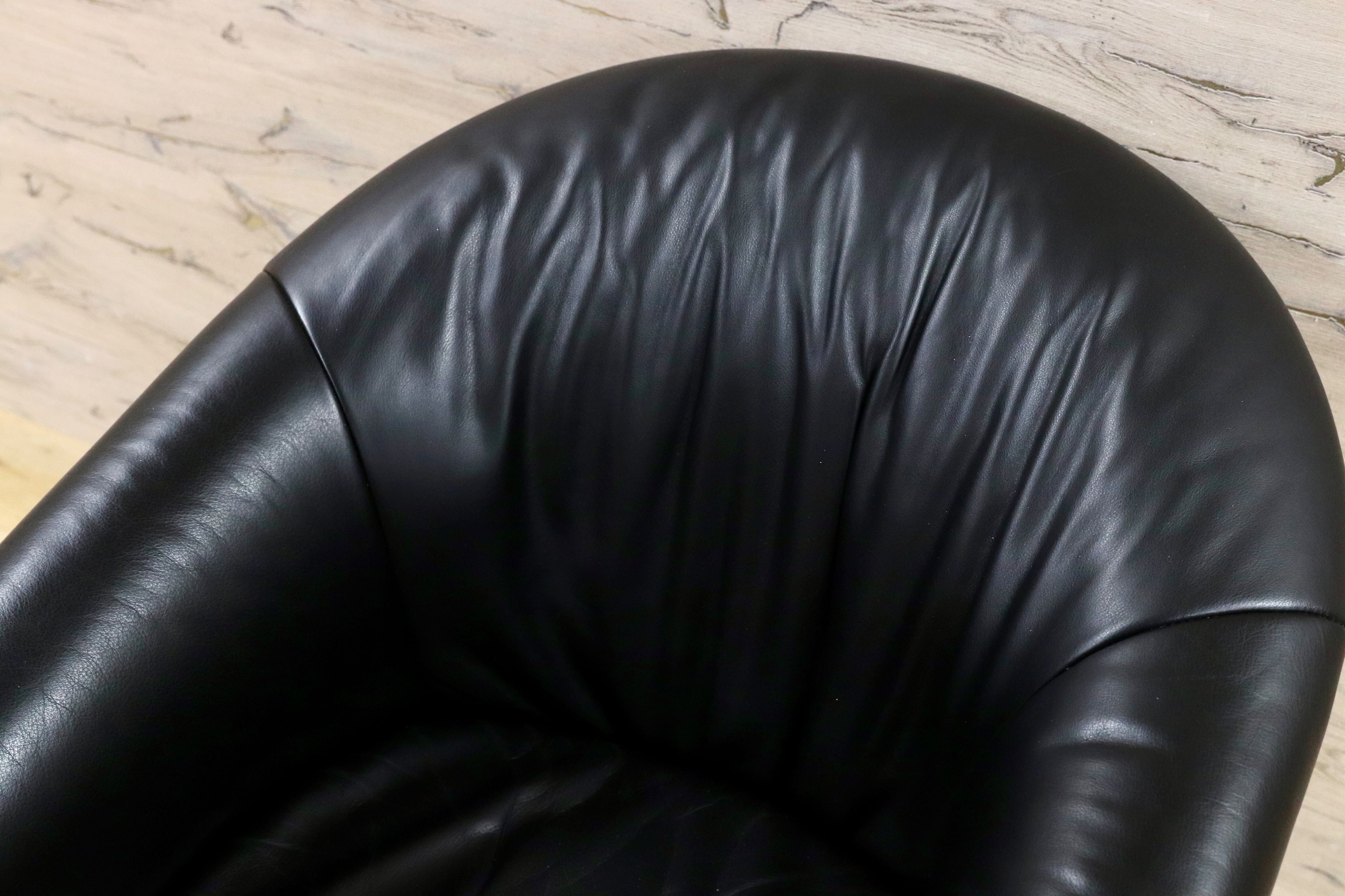 GMHN385K○HUKLA / フクラ 1人掛けソファ ラウンジチェア パーソナルチェア 黒 総革 IDC大塚家具 デザイナーズ ドイツ 約23万