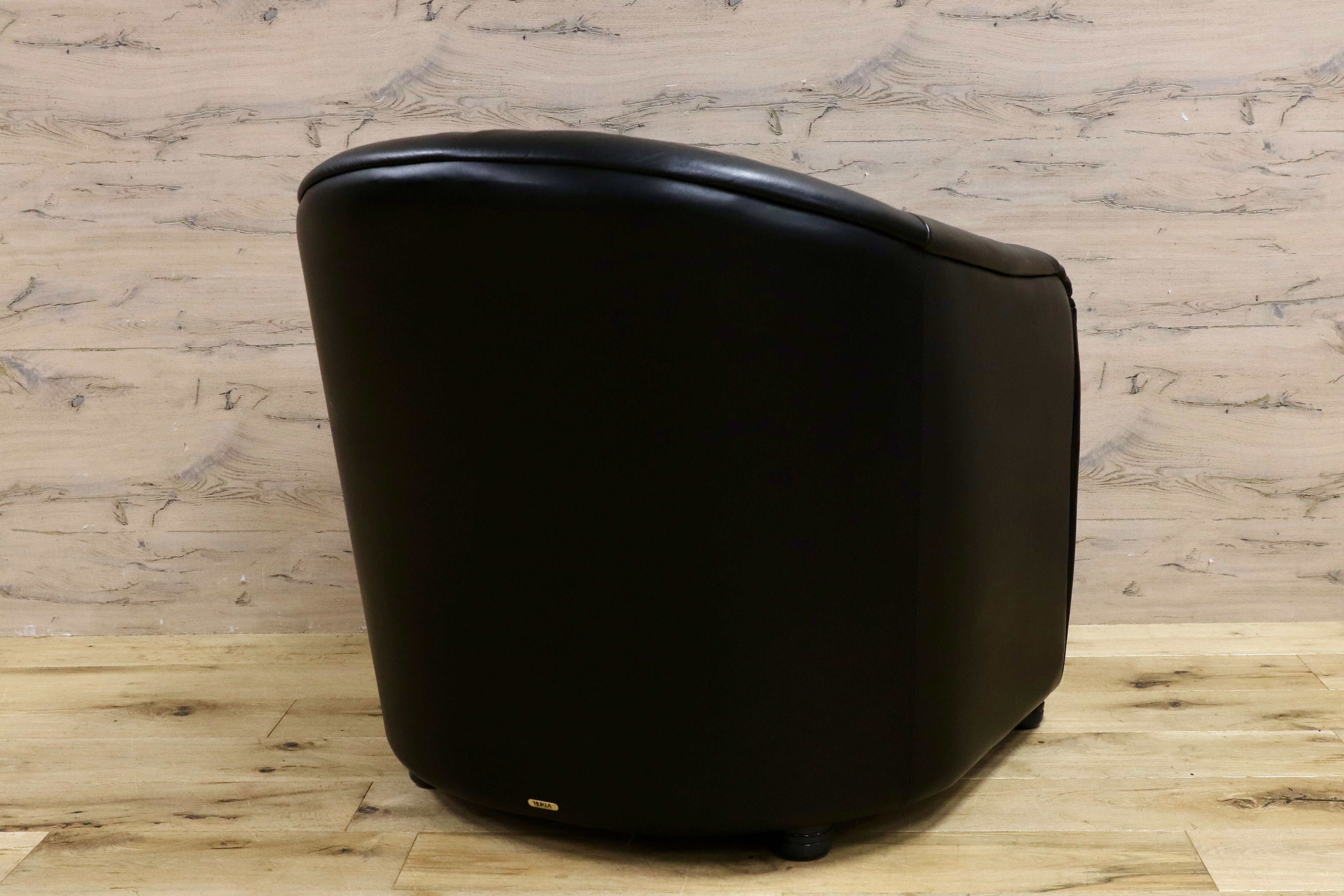 GMHN385L○HUKLA / フクラ 1人掛けソファ ラウンジチェア パーソナルチェア 黒 総革 IDC大塚家具 デザイナーズ ドイツ 約23万