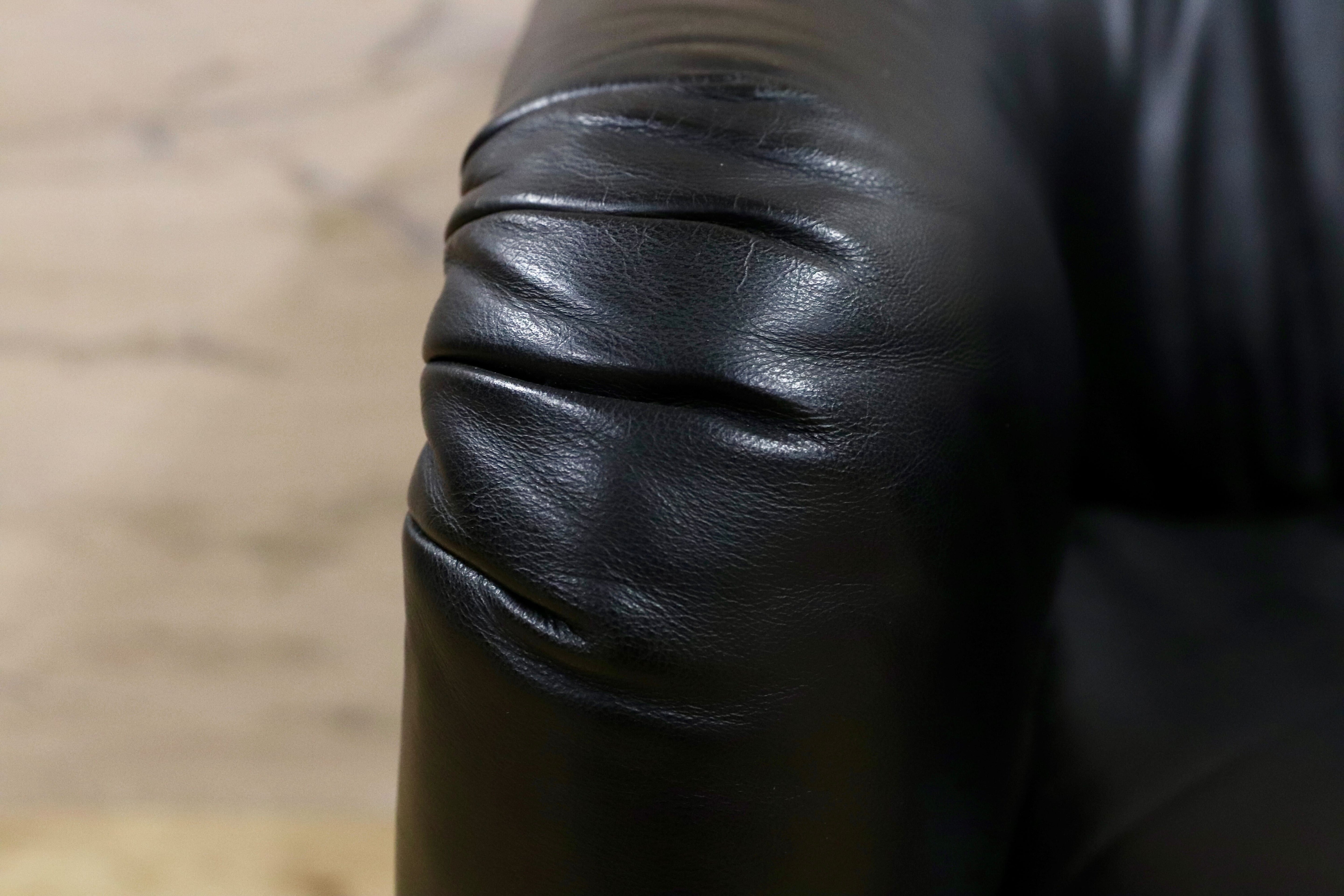 GMHN385L○HUKLA / フクラ 1人掛けソファ ラウンジチェア パーソナルチェア 黒 総革 IDC大塚家具 デザイナーズ ドイツ 約23万