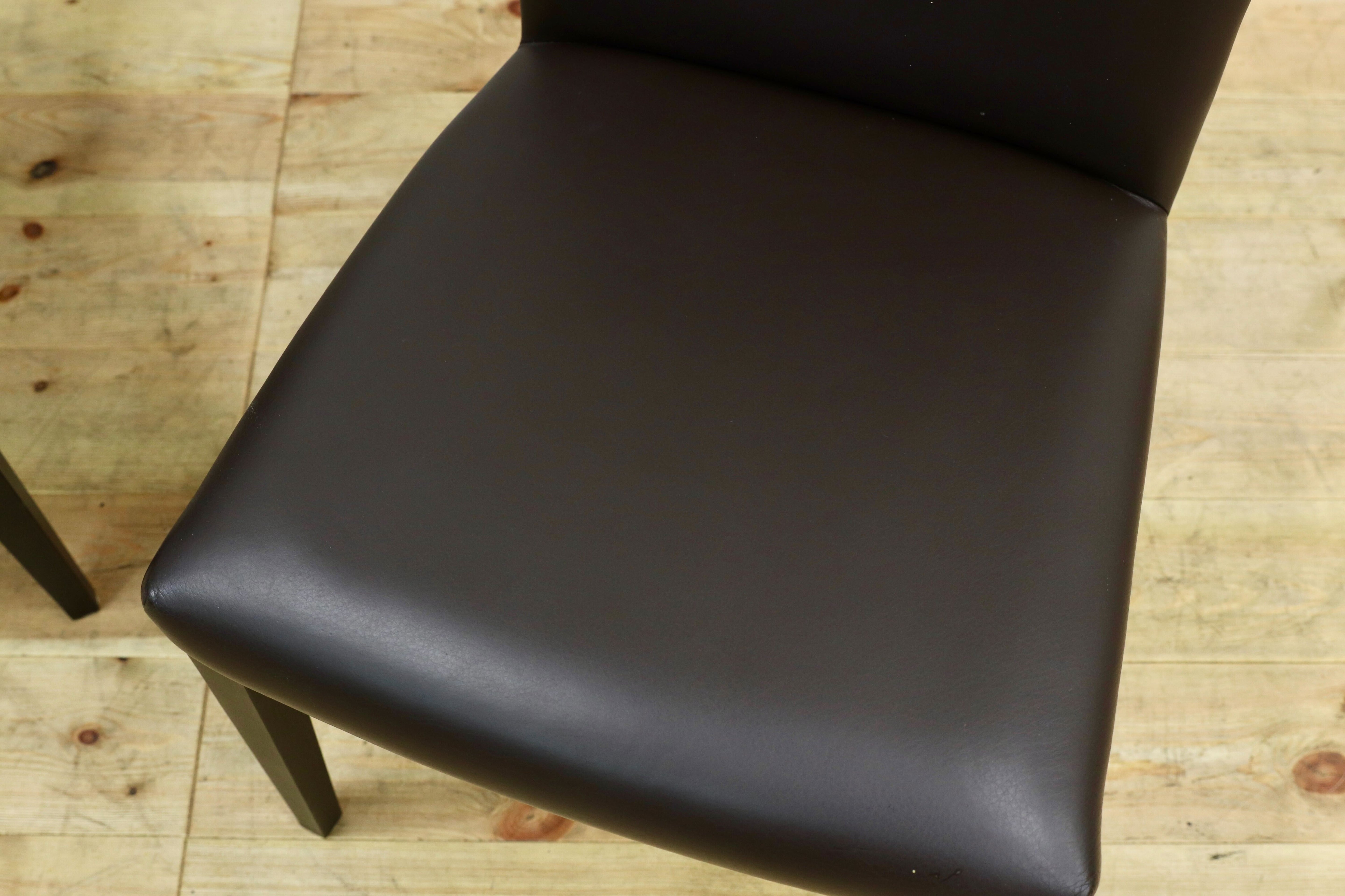 GMIK292○Poltrona Frau / ポルトローナフラウ Vittoria ヴィットリア ダイニングチェア 椅子 本革 IDC大塚家具 2脚セット 定価約42.6万