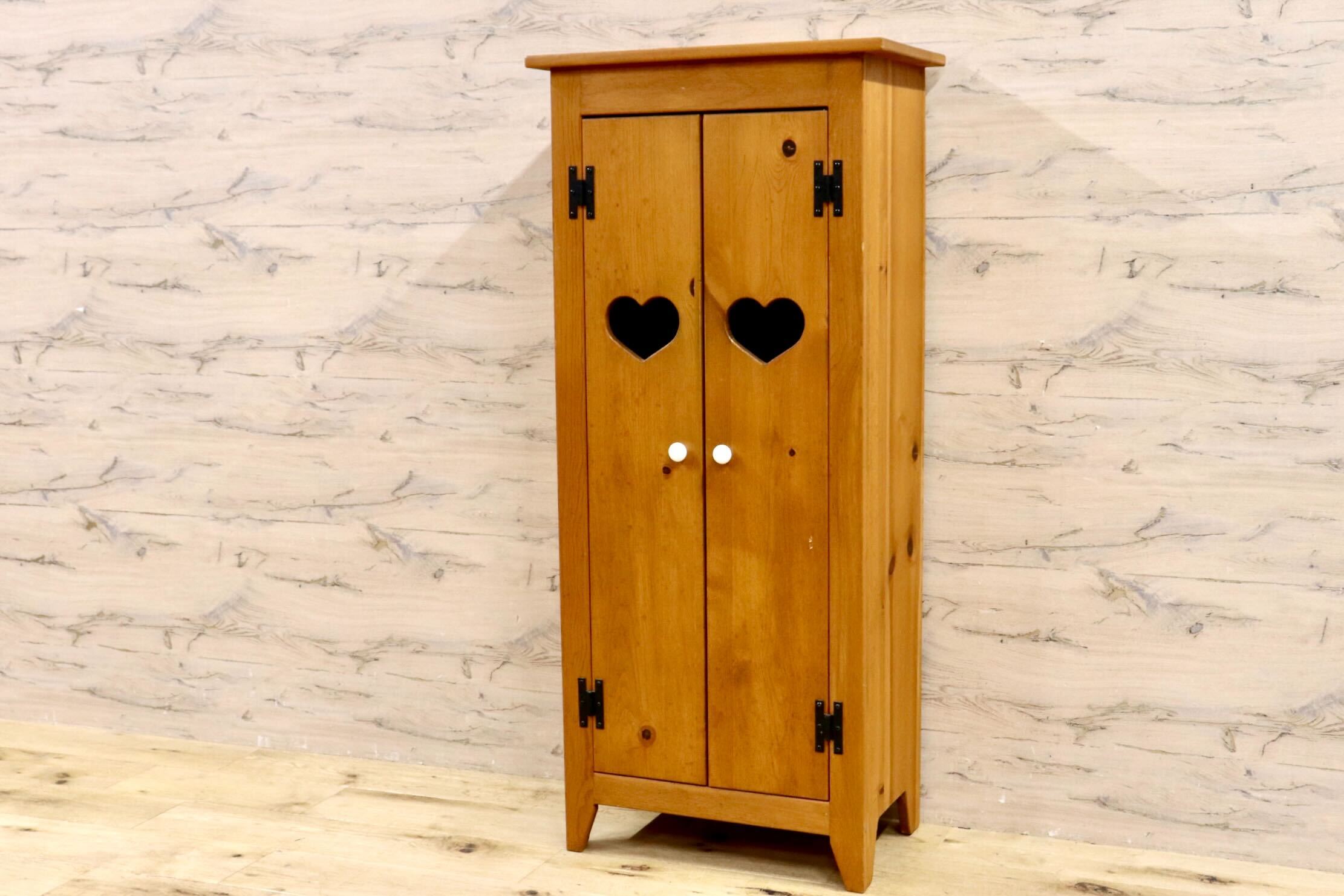 GMIH267○カントリー調 キャビネット 飾り棚 収納 ハート パイン材 ナチュラル カントリー