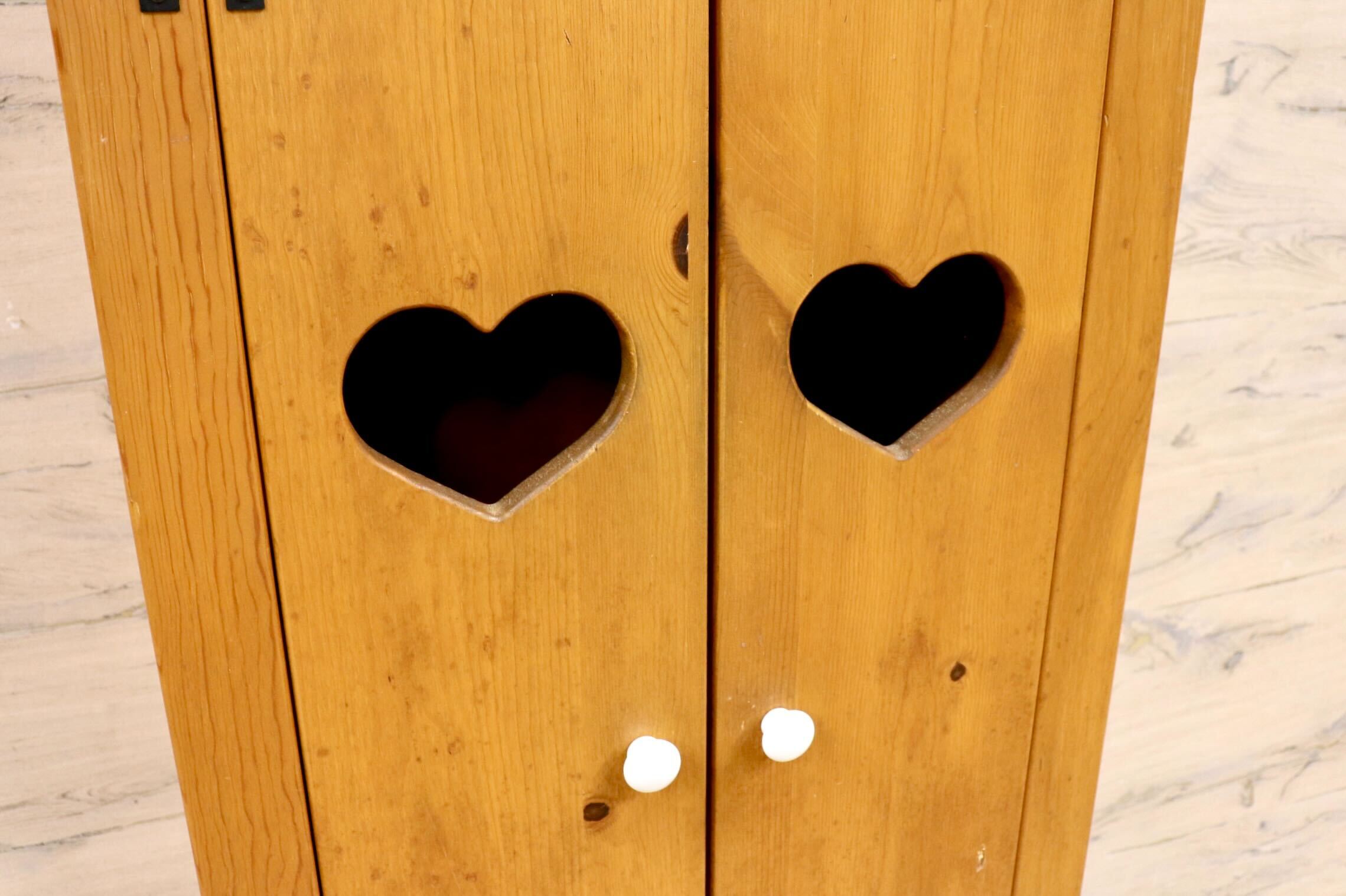 GMIH267○カントリー調 キャビネット 飾り棚 収納 ハート パイン材 ナチュラル カントリー