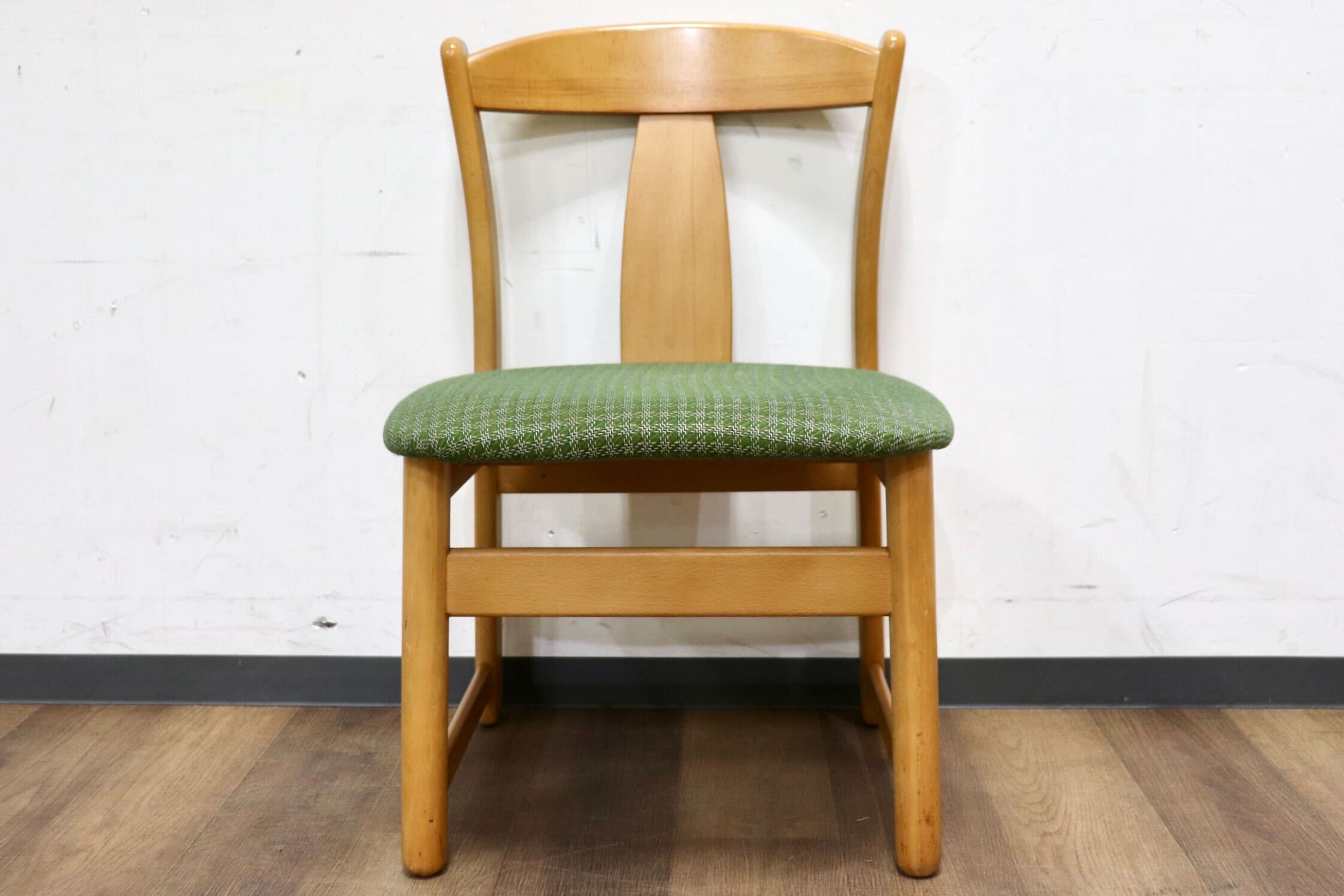 GMHH429A○karimoku / カリモク ダイニングチェア アームレスチェア 椅子 ファブリック カントリー モダン レトロ グリーン 国産家具