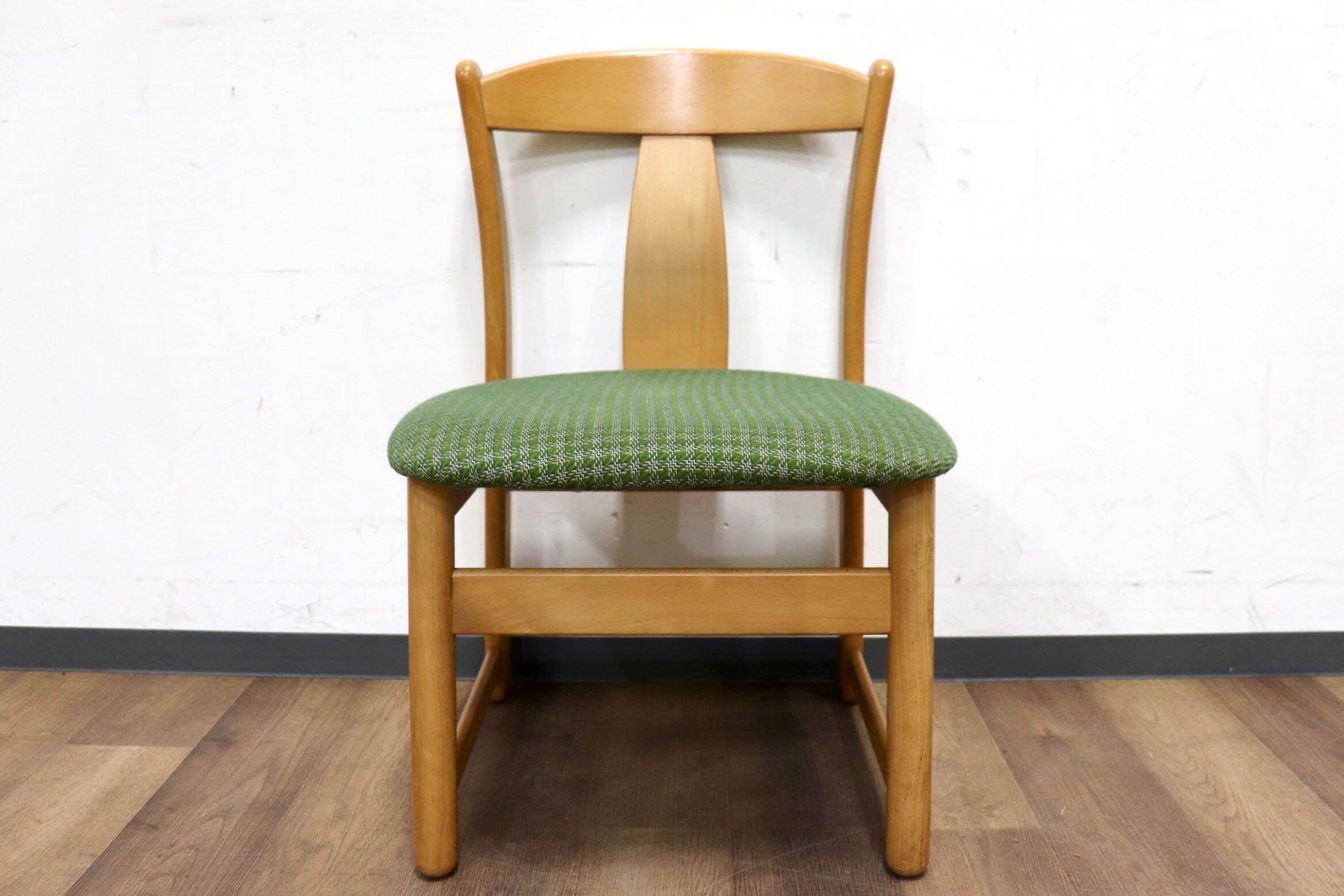 GMHH429B○karimoku / カリモク ダイニングチェア アームレスチェア 椅子 ファブリック カントリー モダン レトロ グリーン 国産家具