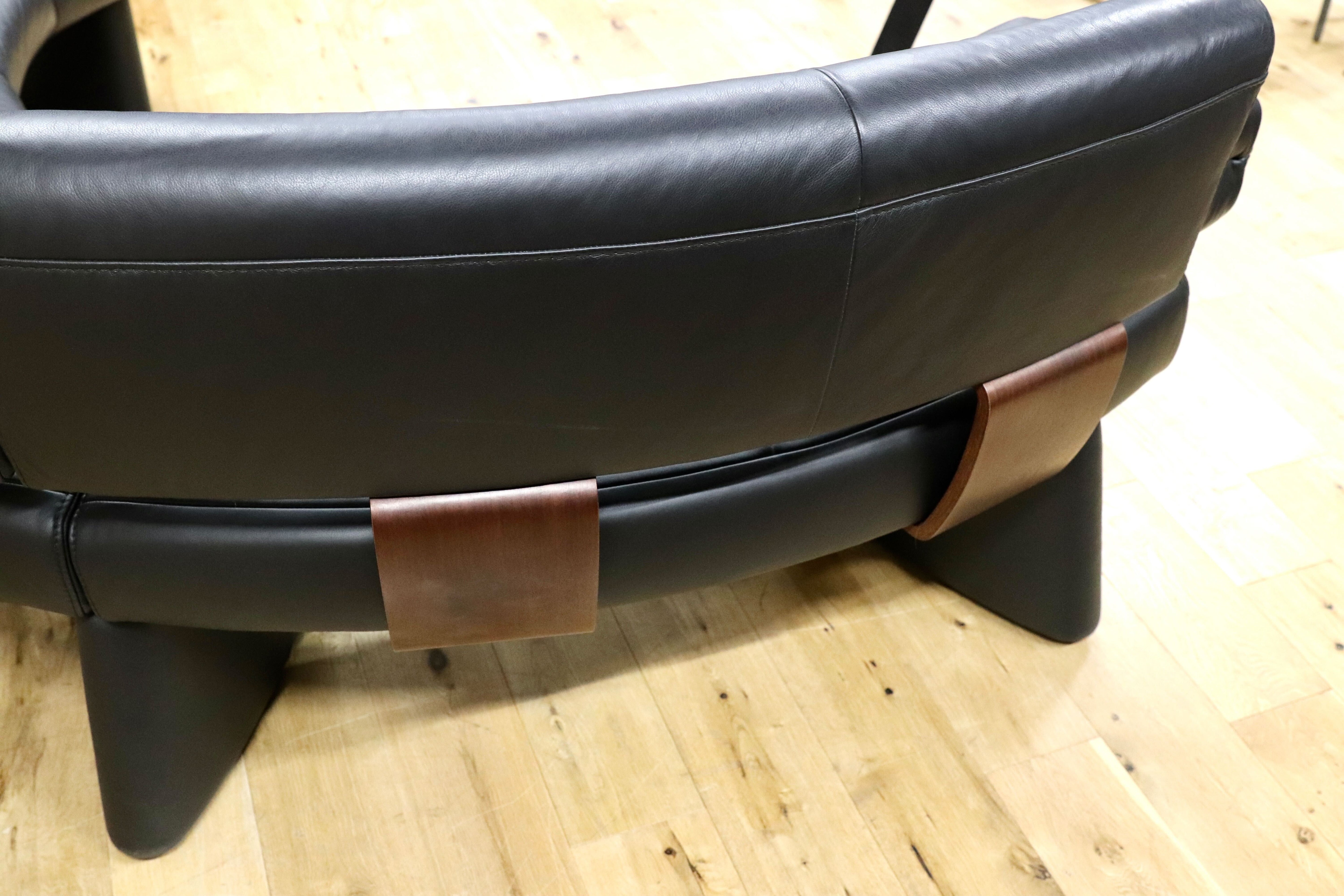 GMGF100○himolla / ヒモラ model.1300 ベンチソファ リビングソファ トリプルソファ 黒本革 ドイツ IDC大塚家具 最高級 約80万※発送不可