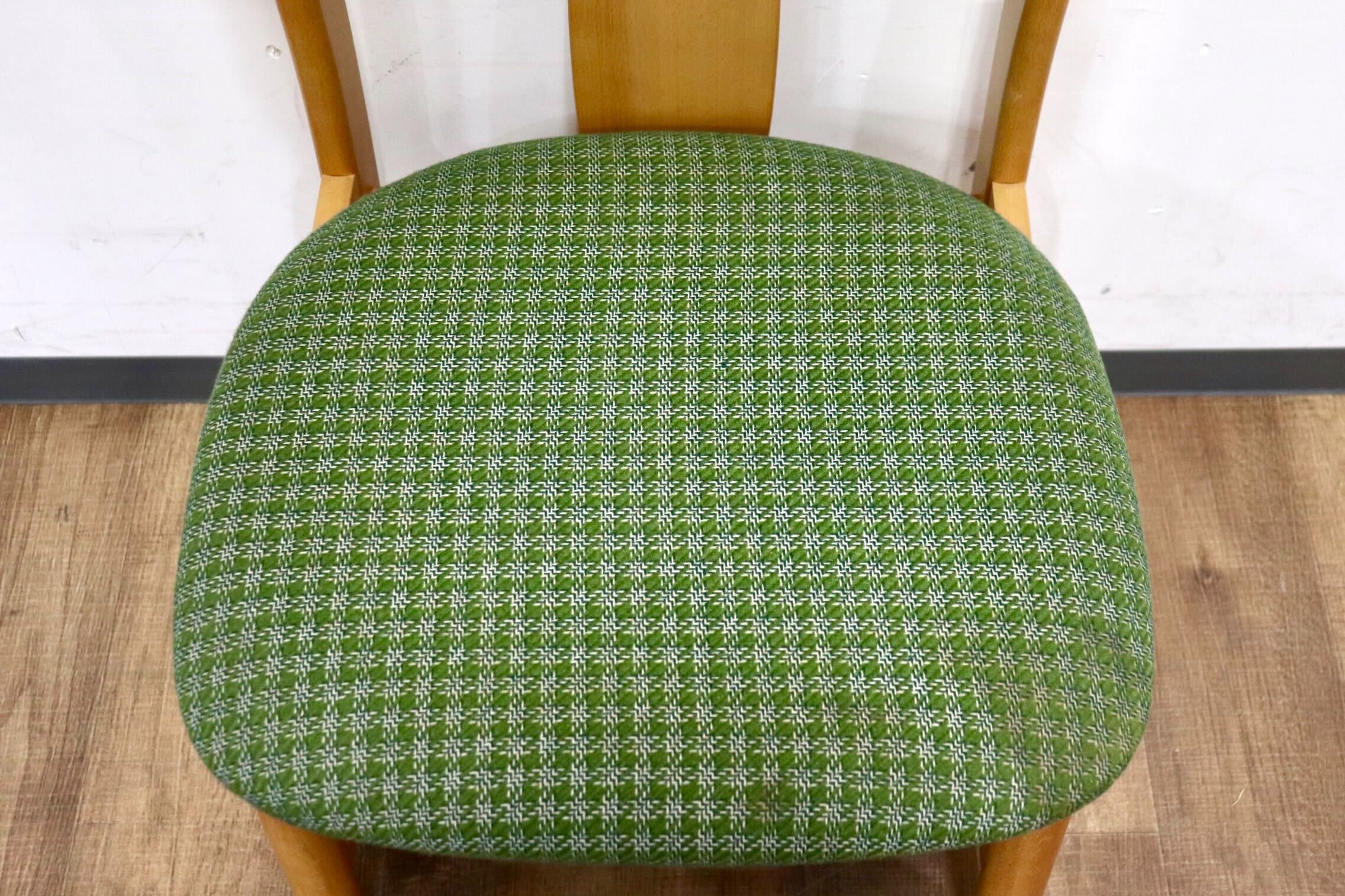 GMHH429D○karimoku / カリモク ダイニングチェアアームレスチェア 椅子 ファブリック カントリー モダンレトロ グリーン 国産家具