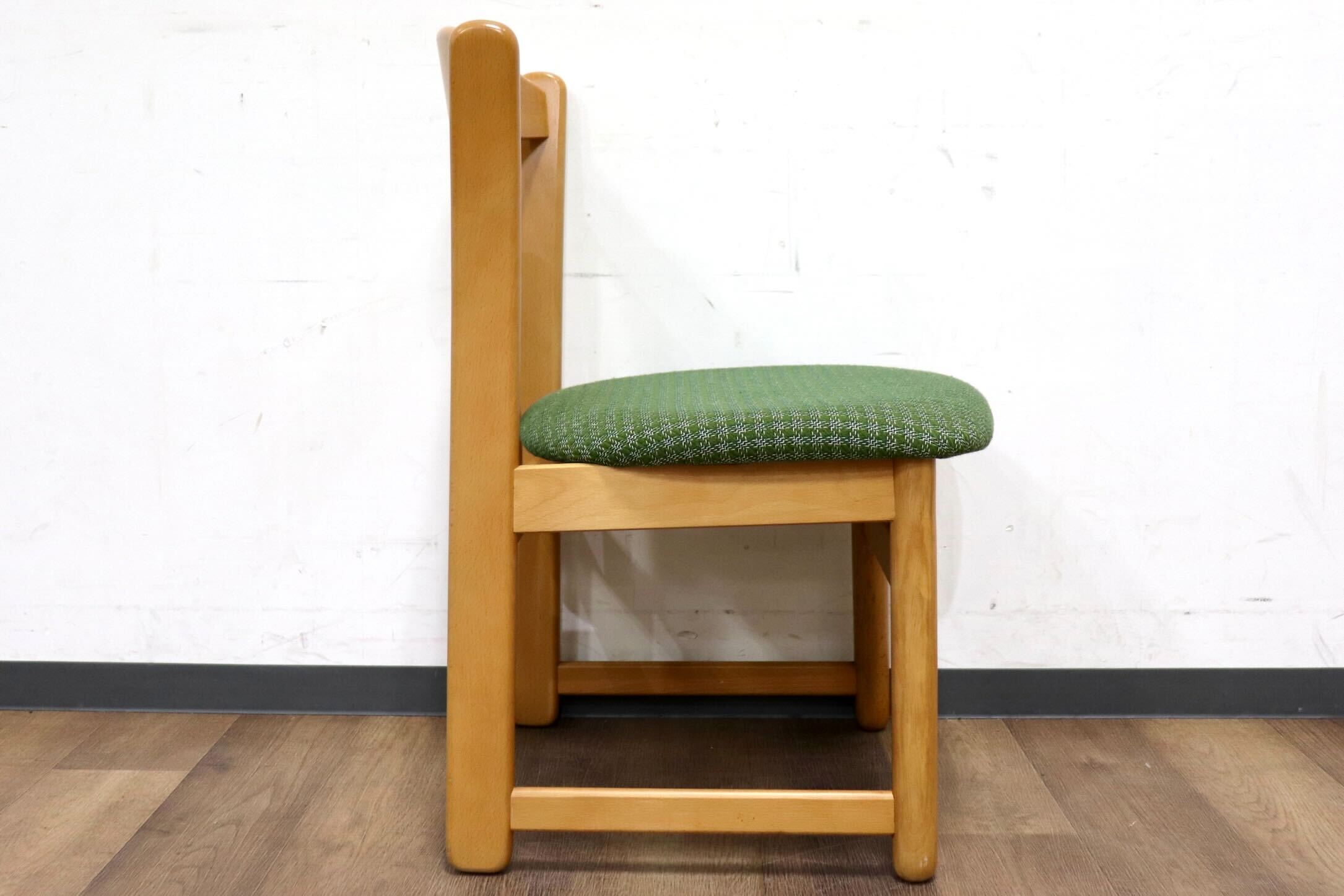 GMHH429D○karimoku / カリモク ダイニングチェアアームレスチェア 椅子 ファブリック カントリー モダンレトロ グリーン 国産家具