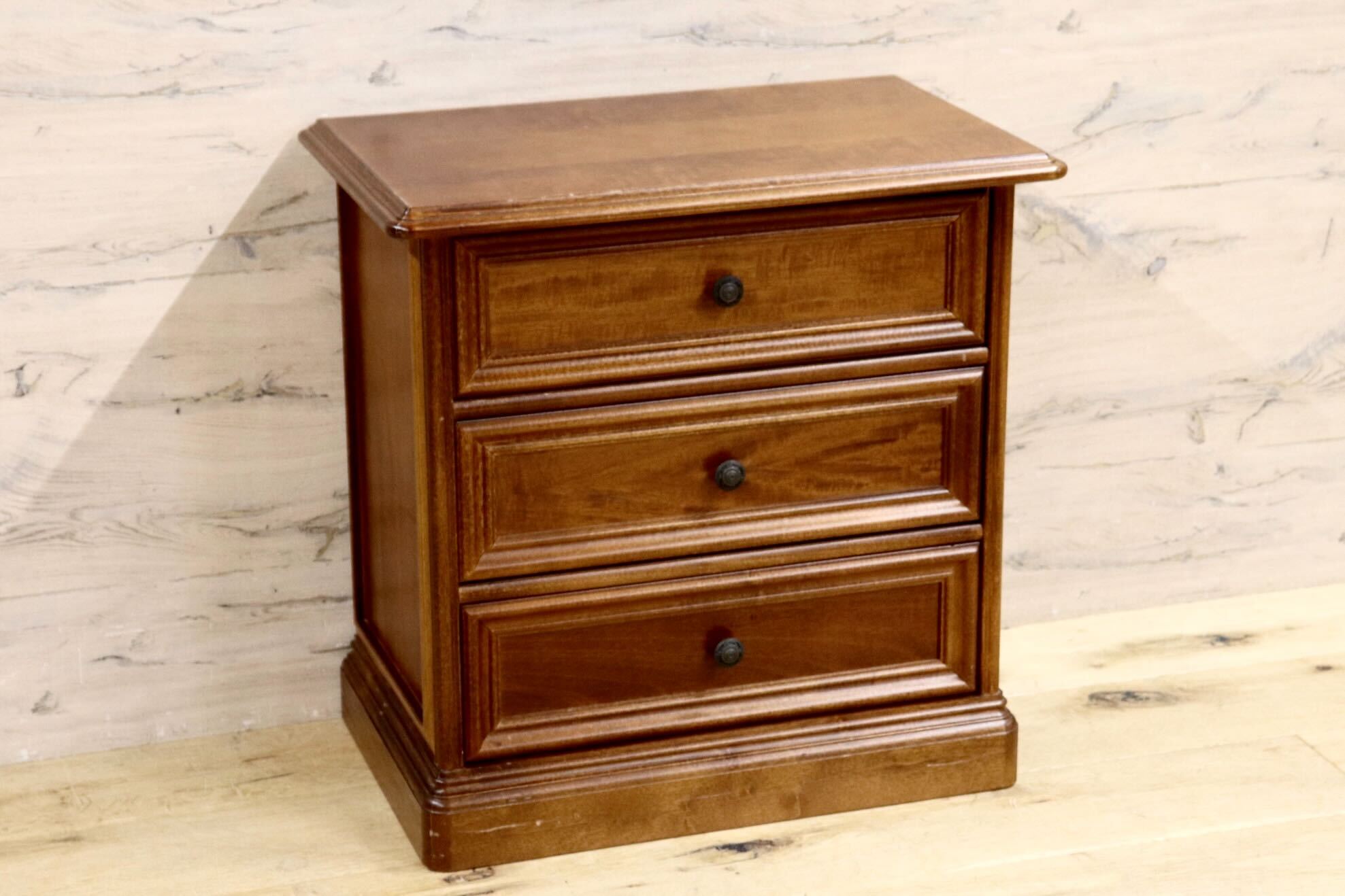 GMIH270○西洋 アンティーク 3段チェスト サイドチェスト ナイトテーブル 収納家具 木製 ヨーロピアン クラシック