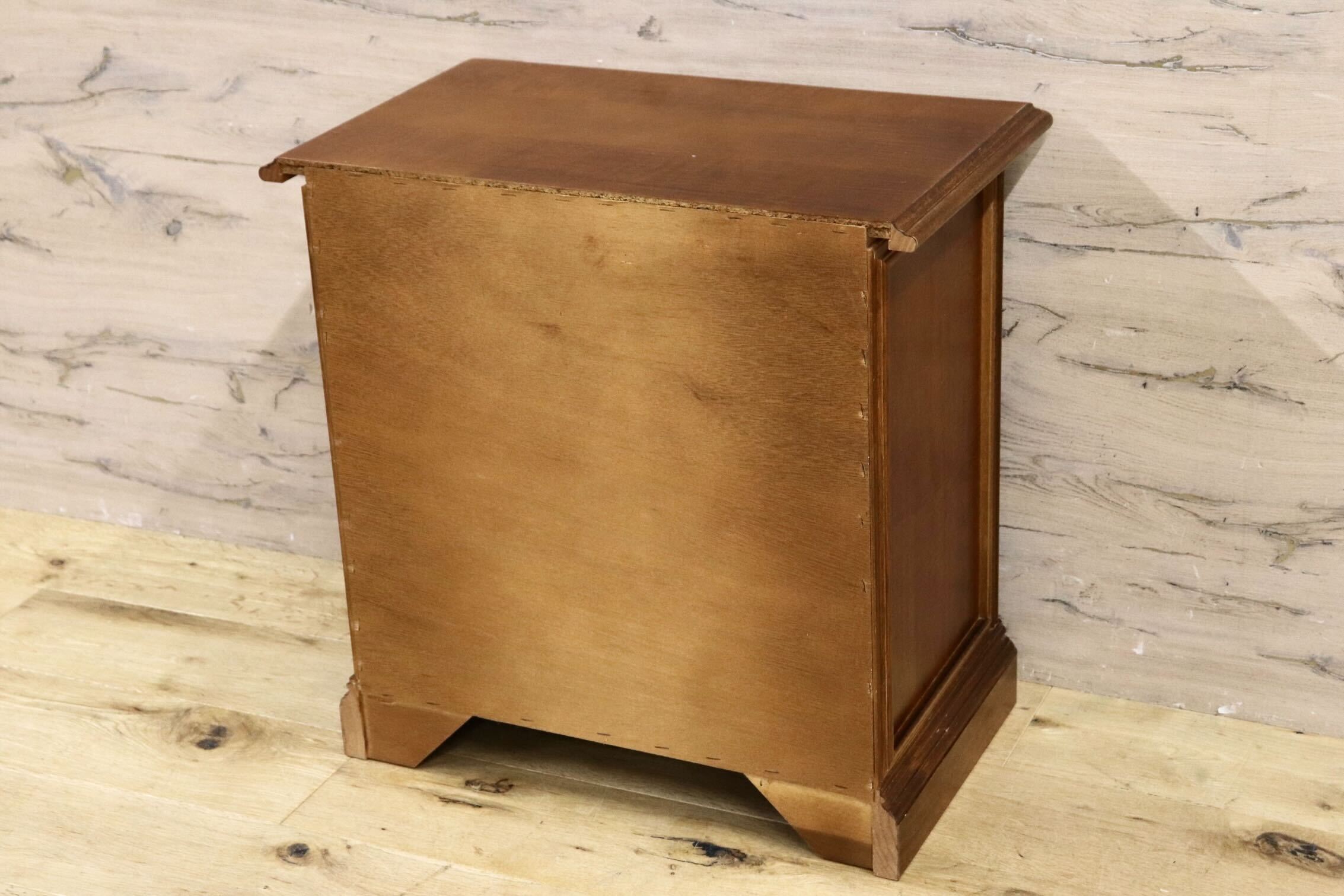 GMIH270○西洋 アンティーク 3段チェスト サイドチェスト ナイトテーブル 収納家具 木製 ヨーロピアン クラシック