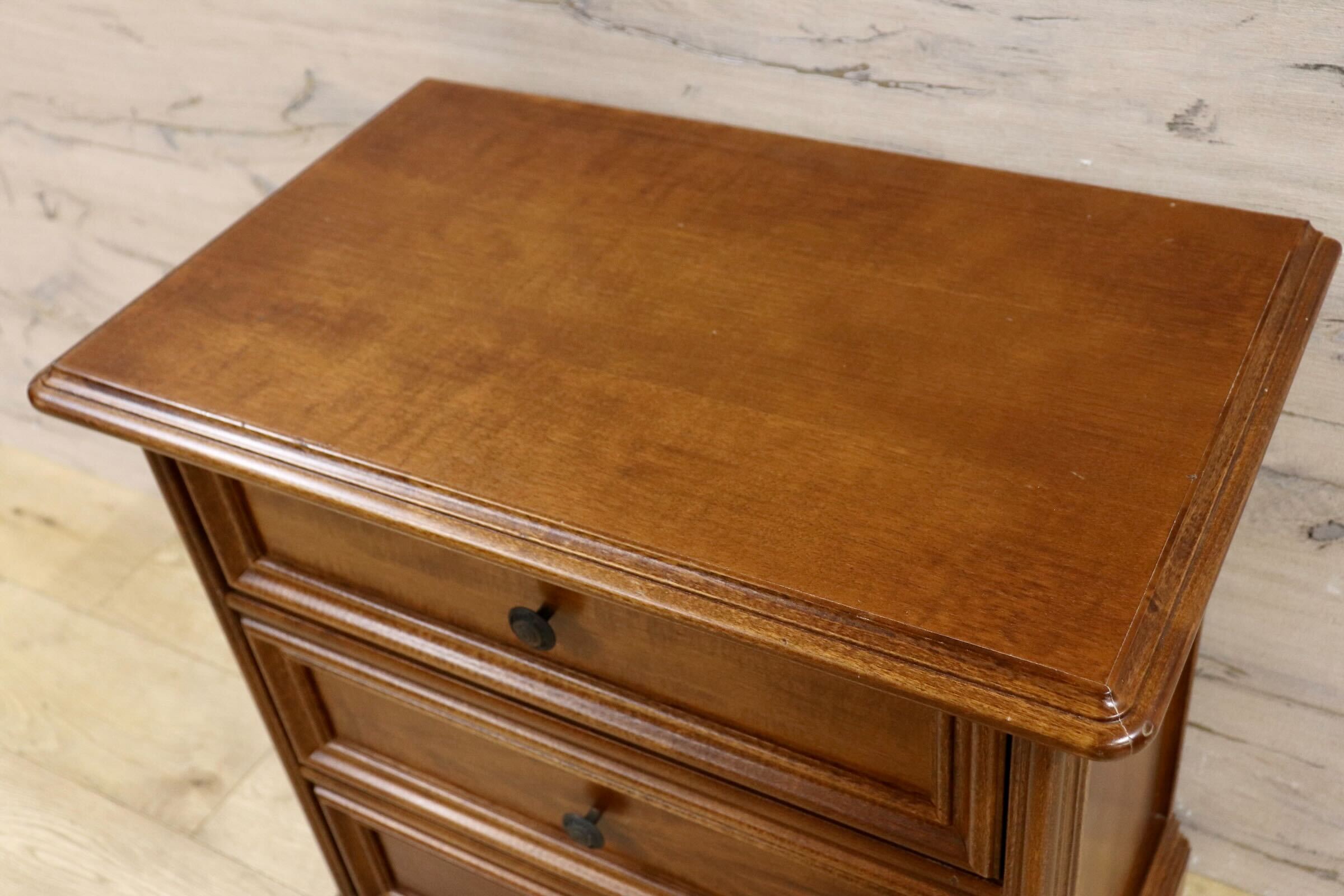 GMIH270○西洋 アンティーク 3段チェスト サイドチェスト ナイトテーブル 収納家具 木製 ヨーロピアン クラシック