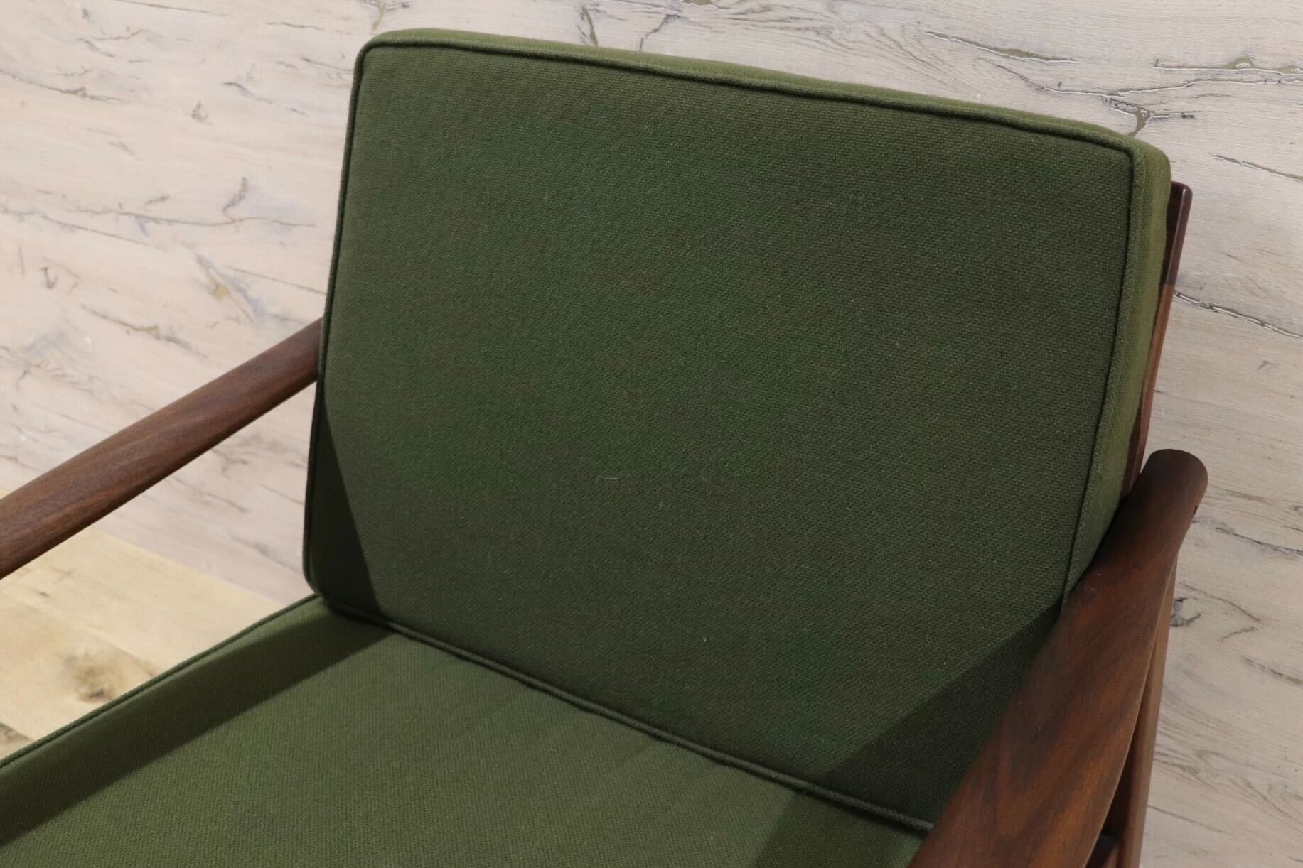 GMHS533B○オールドマルニ / maruni 孔雀 60年代 アームチェア 1人掛けソファ 椅子 ローズウッド 北欧スタイル ジャパニーズモダン 稀少