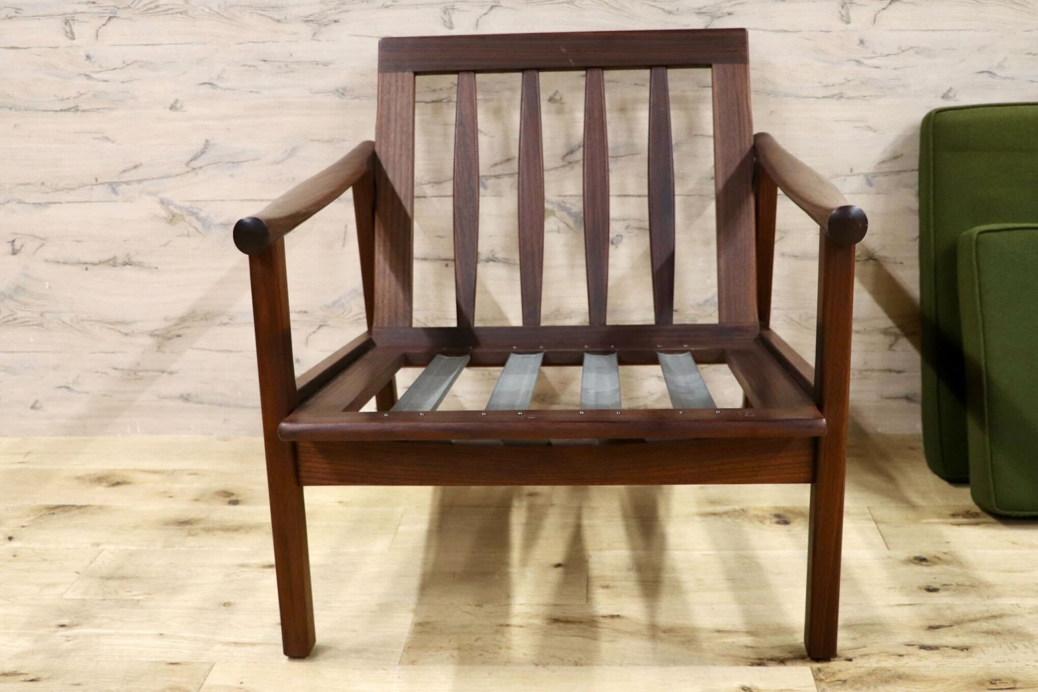 GMHS533B○オールドマルニ / maruni 孔雀 60年代 アームチェア 1人掛けソファ 椅子 ローズウッド 北欧スタイル ジャパニーズモダン 稀少