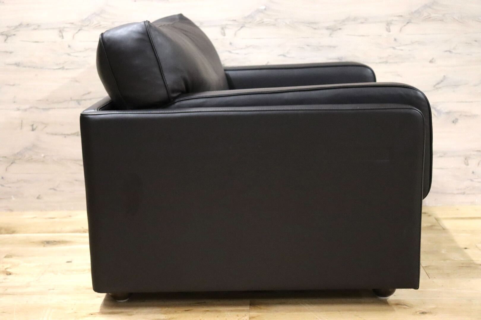 GMHN201B○PoltronaFrau / ポルトローナフラウ 1人掛けソファ シングルソファ イタリア製 総革 ダークブラウン IDC大塚家具 定価約150万