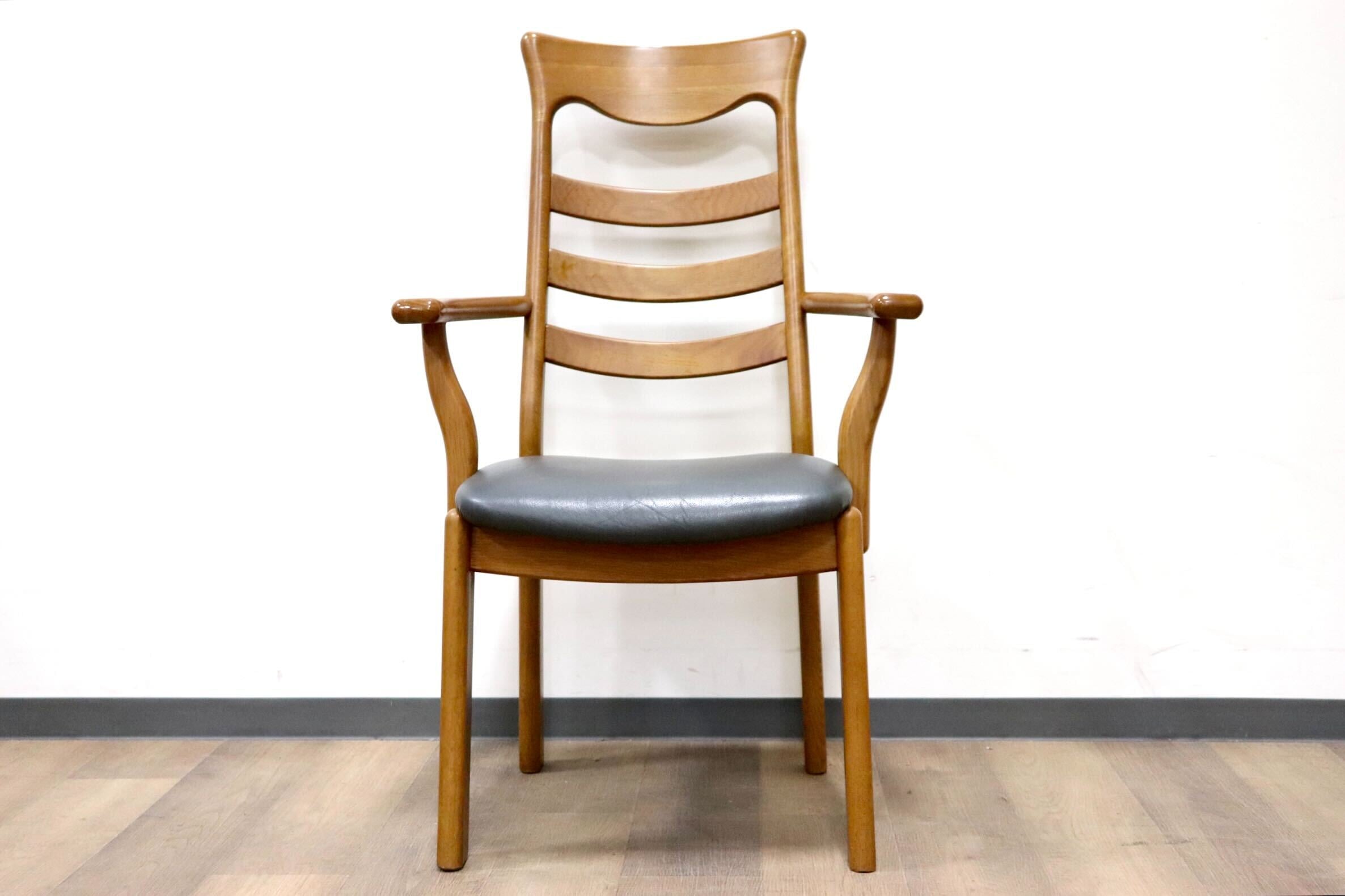 GMHK88B○ACME INDUSTRIES / アクメ インダストリーズ OAKERCOM ヒョウデザイン ダイニングチェア アームチェア 椅子 本革 グレー オーク材