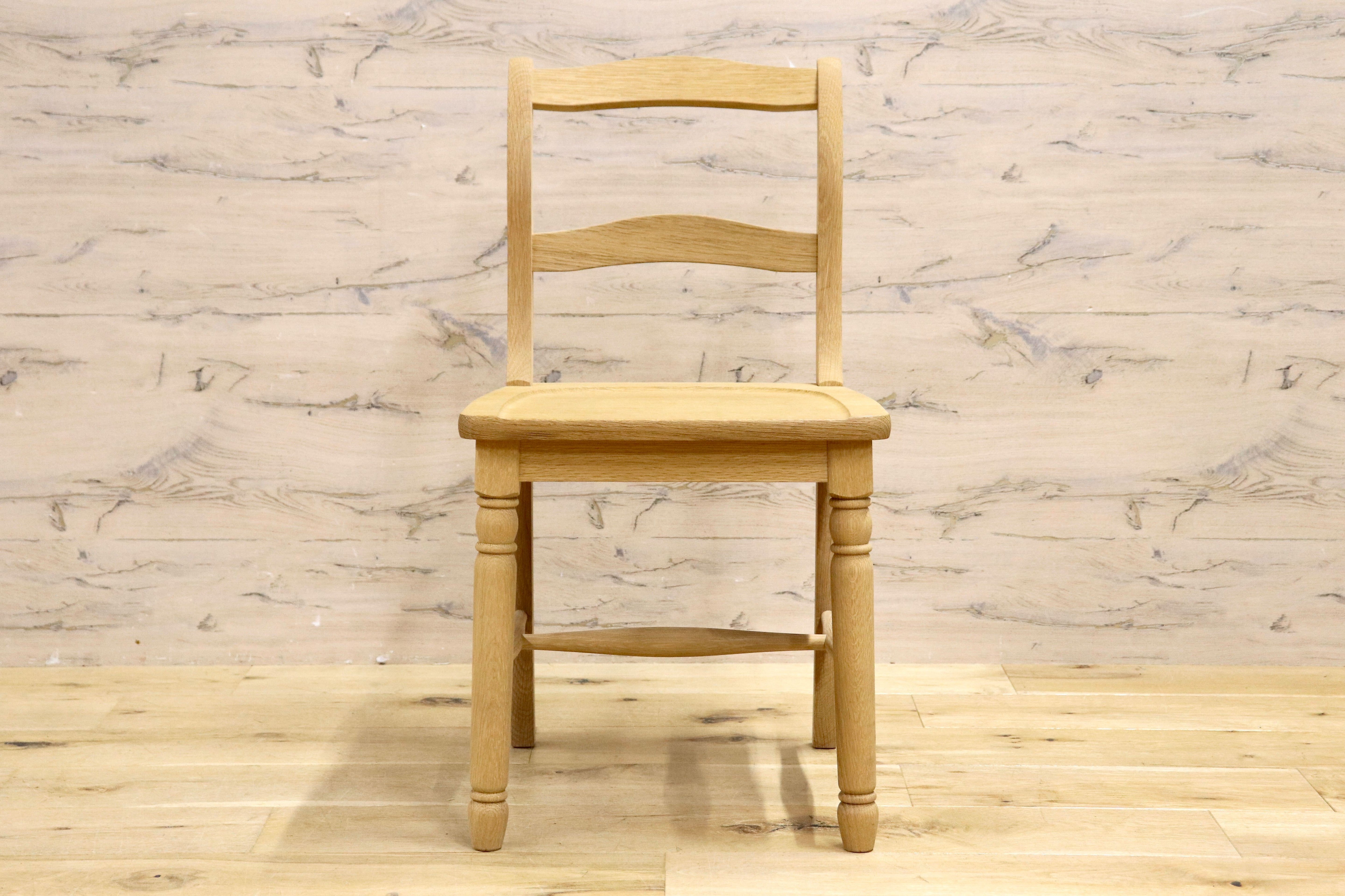 GMIS303B○北海道民芸家具 ダイニングチェア 椅子 木製 ナラ材 ナチュラル アンティーク調 カントリー 国産家具 飛騨産業