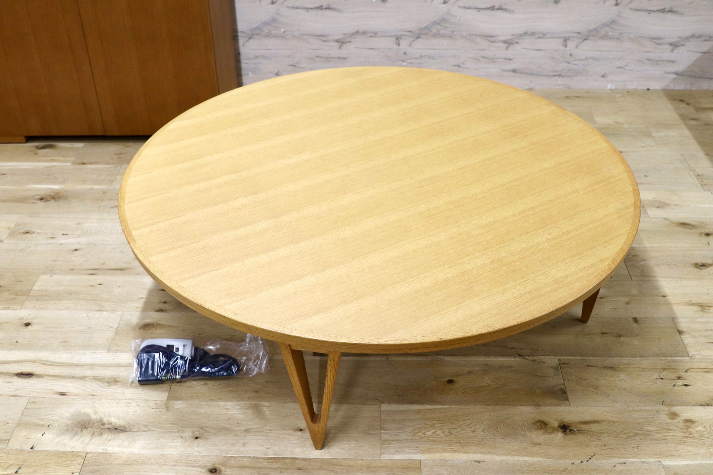 GMJH74○日進木工 nissin ACTUS / アクタス FK-1 リビングテーブル こたつ 円形 直径120cm オーク材 飛騨高山 北欧モダン 定価約23.7万円〜