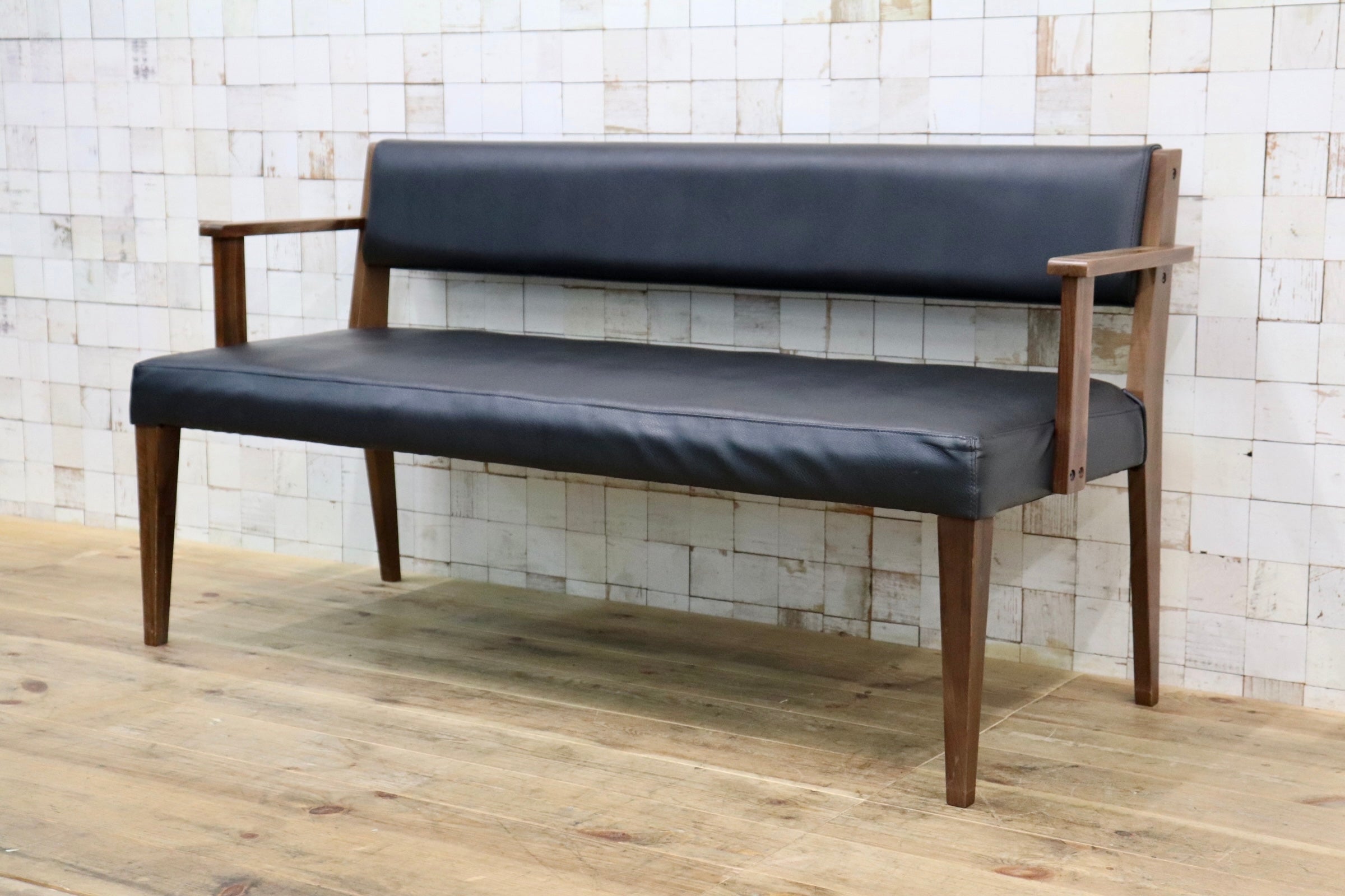 GMJS221A〇関家具 CAIN / カイン 椅子 モダン ブラック ウォールナット ダイニングチェア 木製 ダイニングベンチ 3人掛け 定価約8.7万
