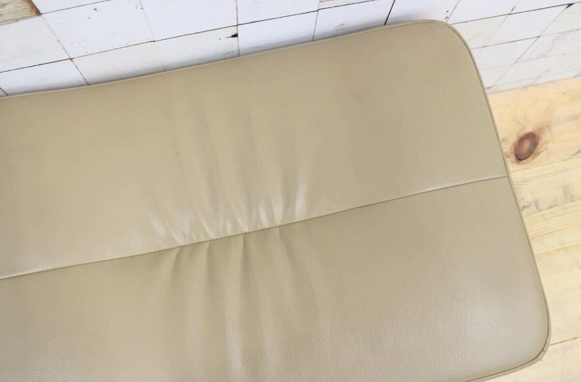 GMEH2J○karimoku / カリモク XU4206 オットマン フットスツール キャスター付き ソフトレザー 定価約4.2万