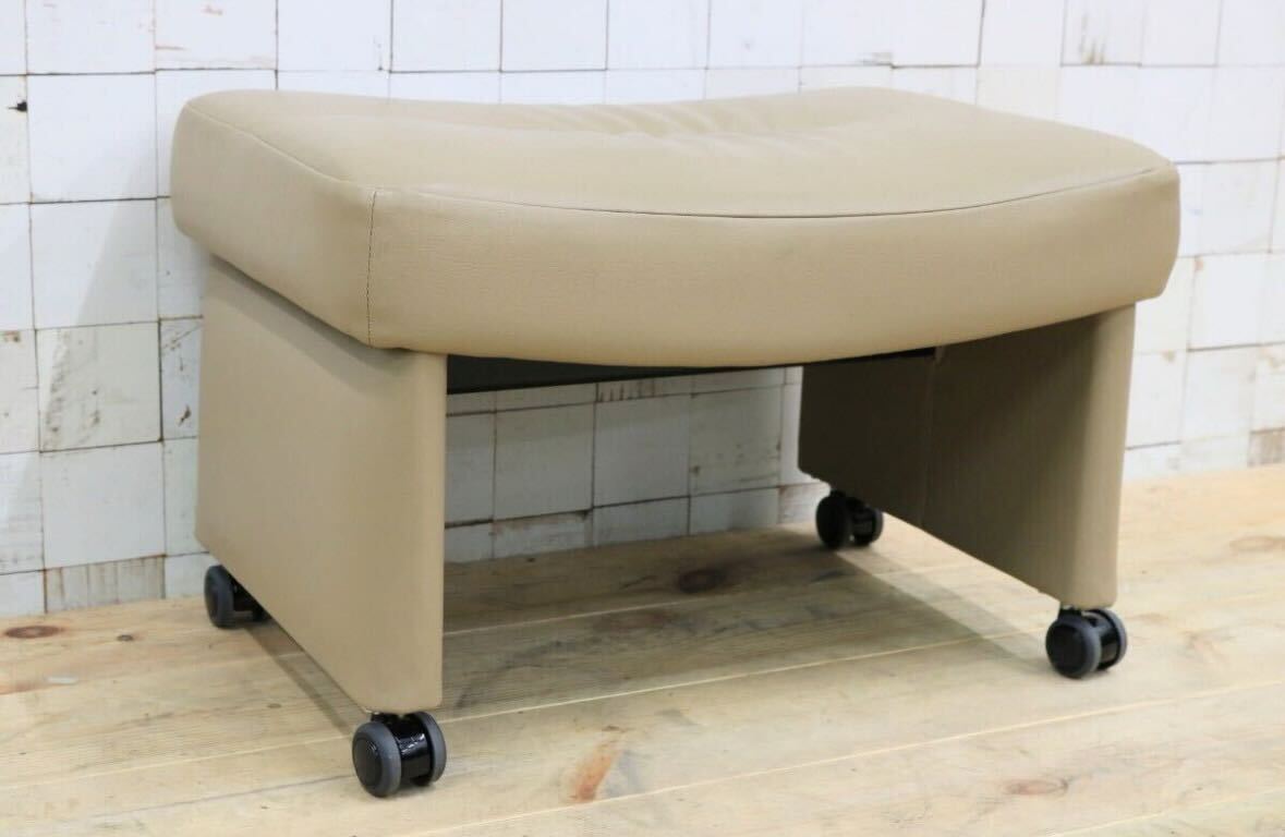 GMEH2K○karimoku / カリモク XU4206 オットマン フットスツール キャスター付き ソフトレザー 定価約4.2万