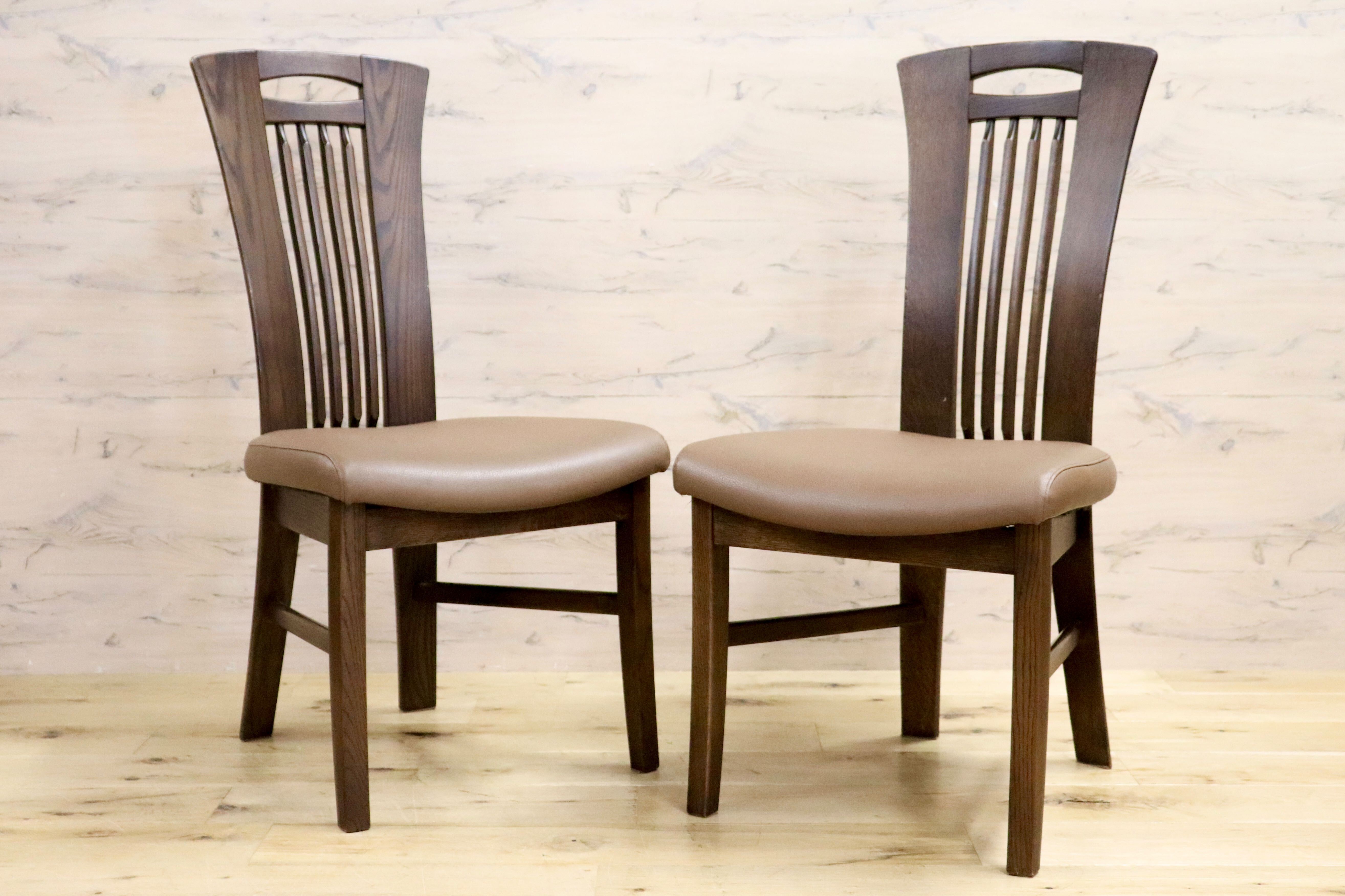 GMHN226A○karimoku / カリモク ダイニングチェア 2脚セット アームレスチェア 椅子 カントリー モダン レトロ オーク 合皮 国産家具