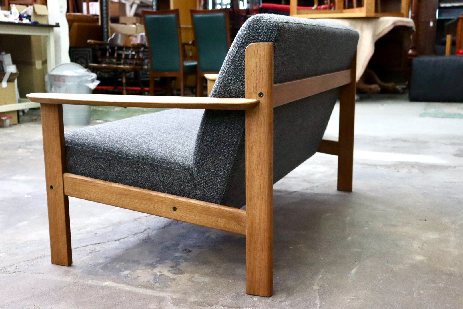 GMJK196○karimoku / カリモク Chitano チターノ W13102ZHG 2人掛ソファ 2Pソファ オーク材 北欧モダン 国産家具
