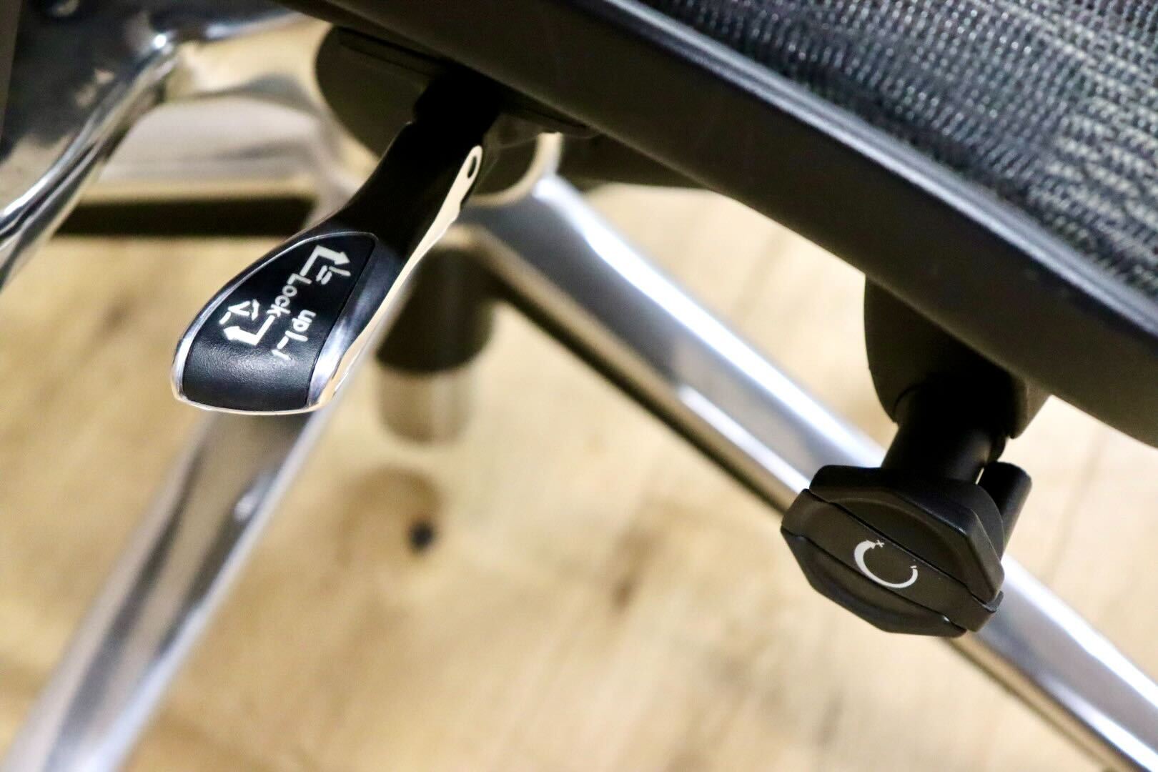 GMHN188A○Ergohuman / エルゴヒューマン enjoy エンジョイ オフィスチェア ヘッドレスト ブラックメッシュ 椅子 定価約10万 美品