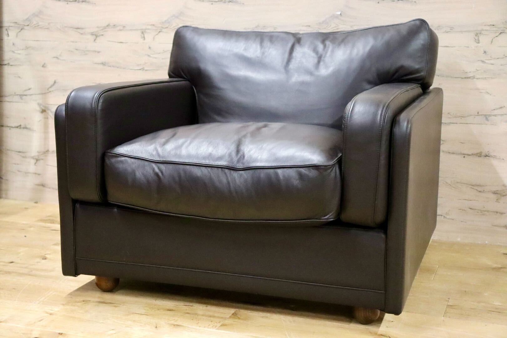 GMHN201C○PoltronaFrau / ポルトローナフラウ 1人掛けソファ シングル 