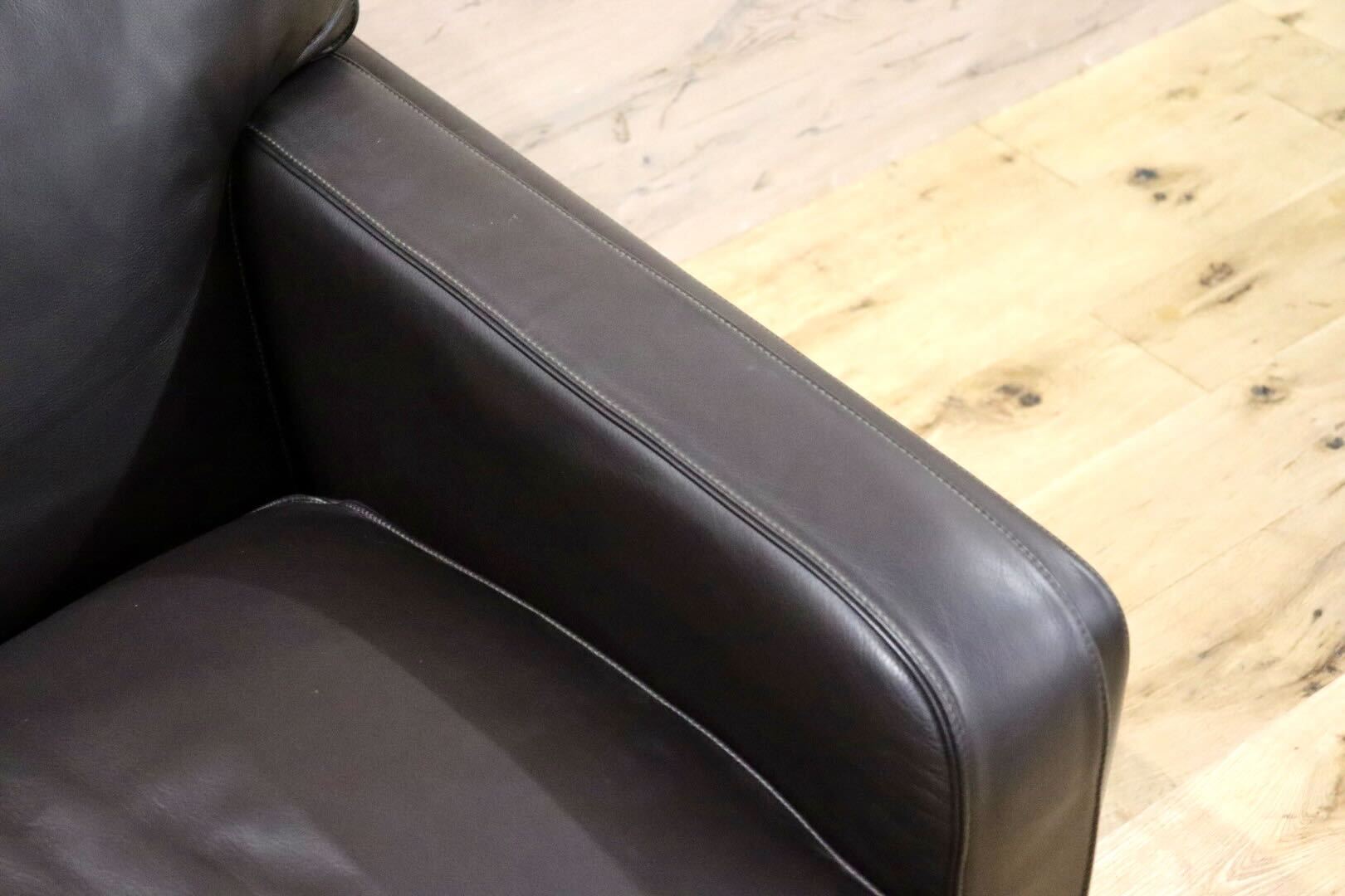 GMHN201C○PoltronaFrau / ポルトローナフラウ 1人掛けソファ シングルソファ イタリア製 総革 ダークブラウン IDC大塚家具 定価約150万