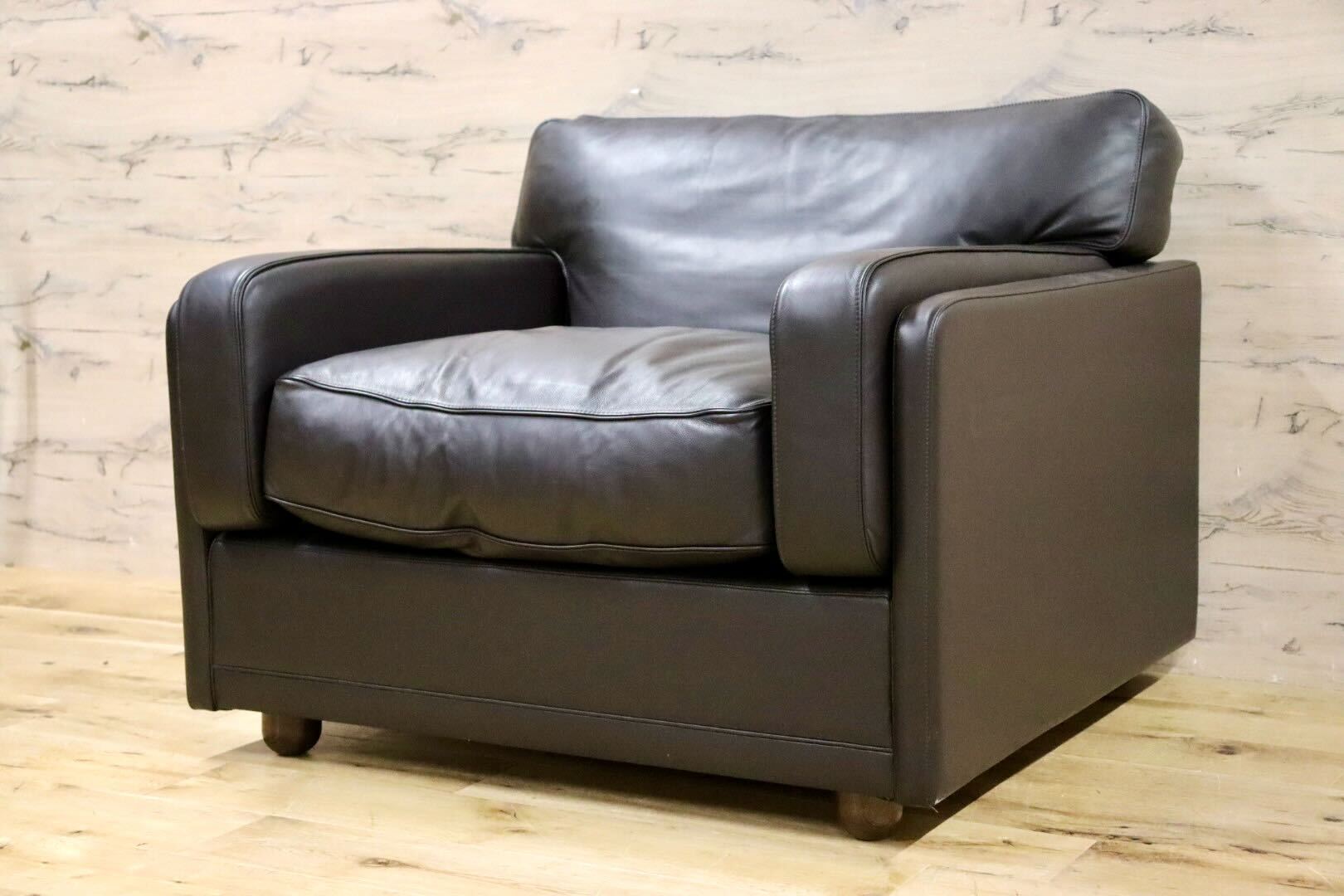 GMHN201D○PoltronaFrau / ポルトローナフラウ 1人掛けソファ シングルソファ イタリア製 総革 ダークブラウン IDC大塚家具 定価約150万