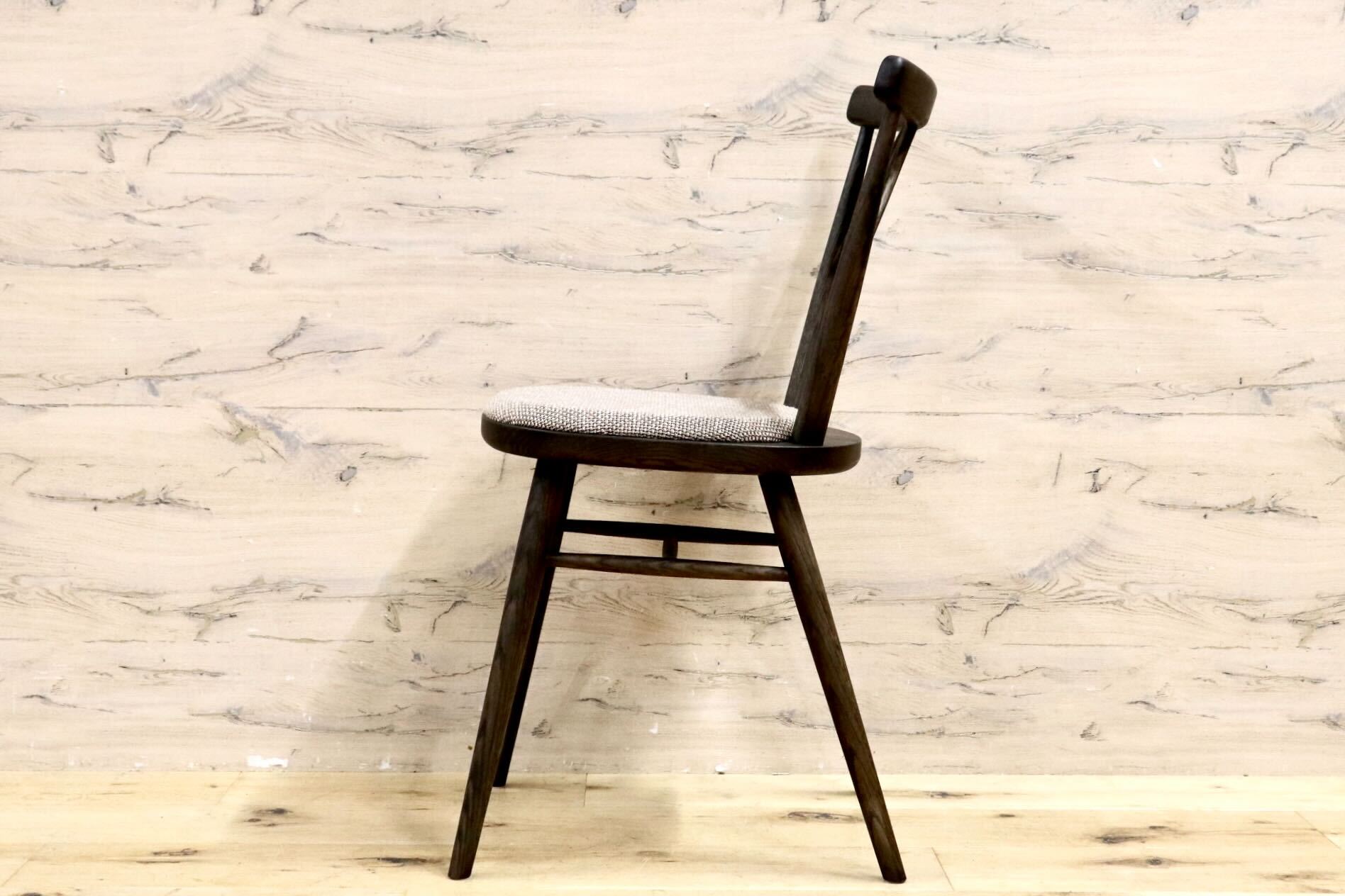 GMIS304B○karimoku / カリモク omi ダイニングチェア アームレスチェア 椅子 ナラ材 ファブリック 藤森泰司 展示品