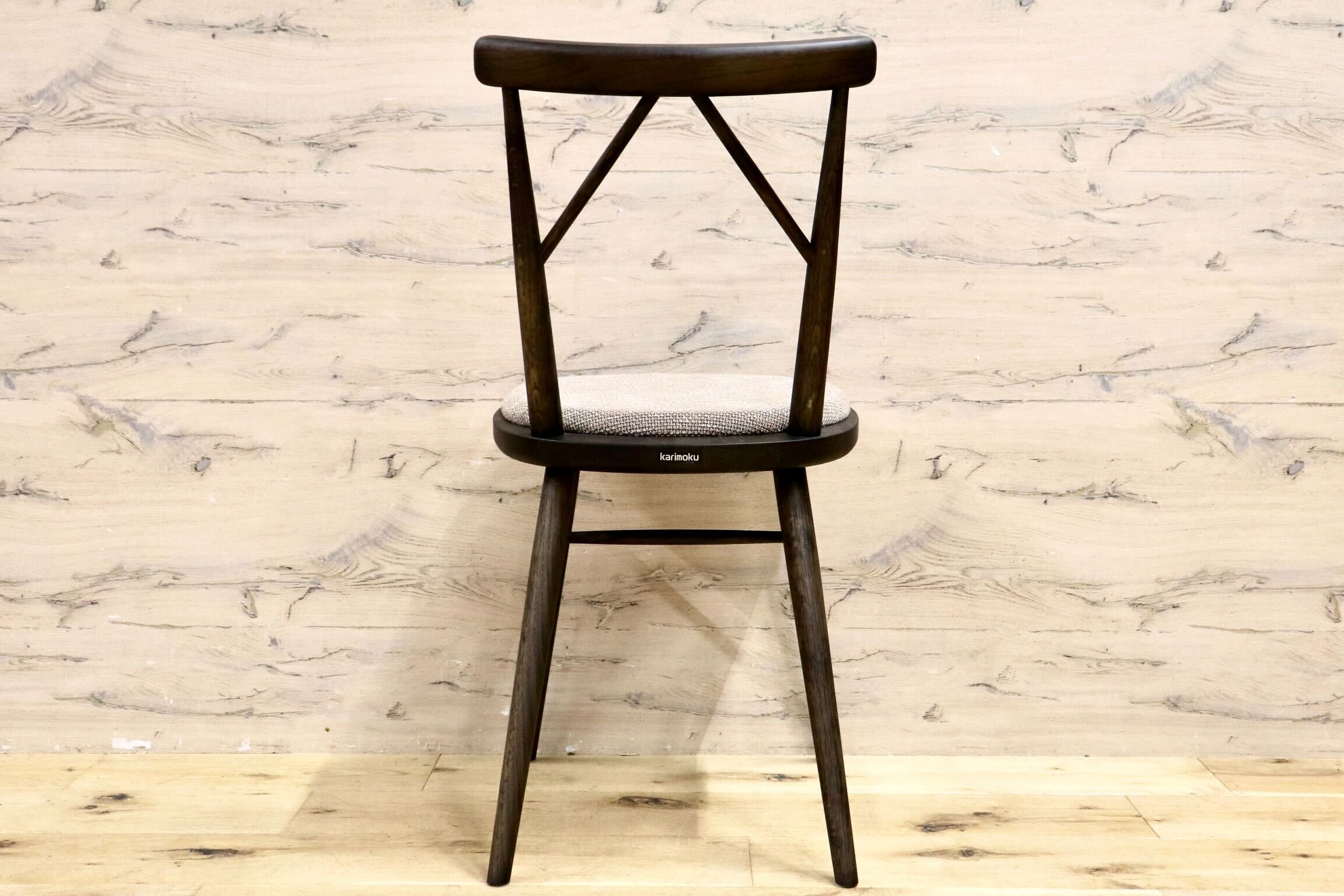 GMIS304B○karimoku / カリモク omi ダイニングチェア アームレスチェア 椅子 ナラ材 ファブリック 藤森泰司 展示品