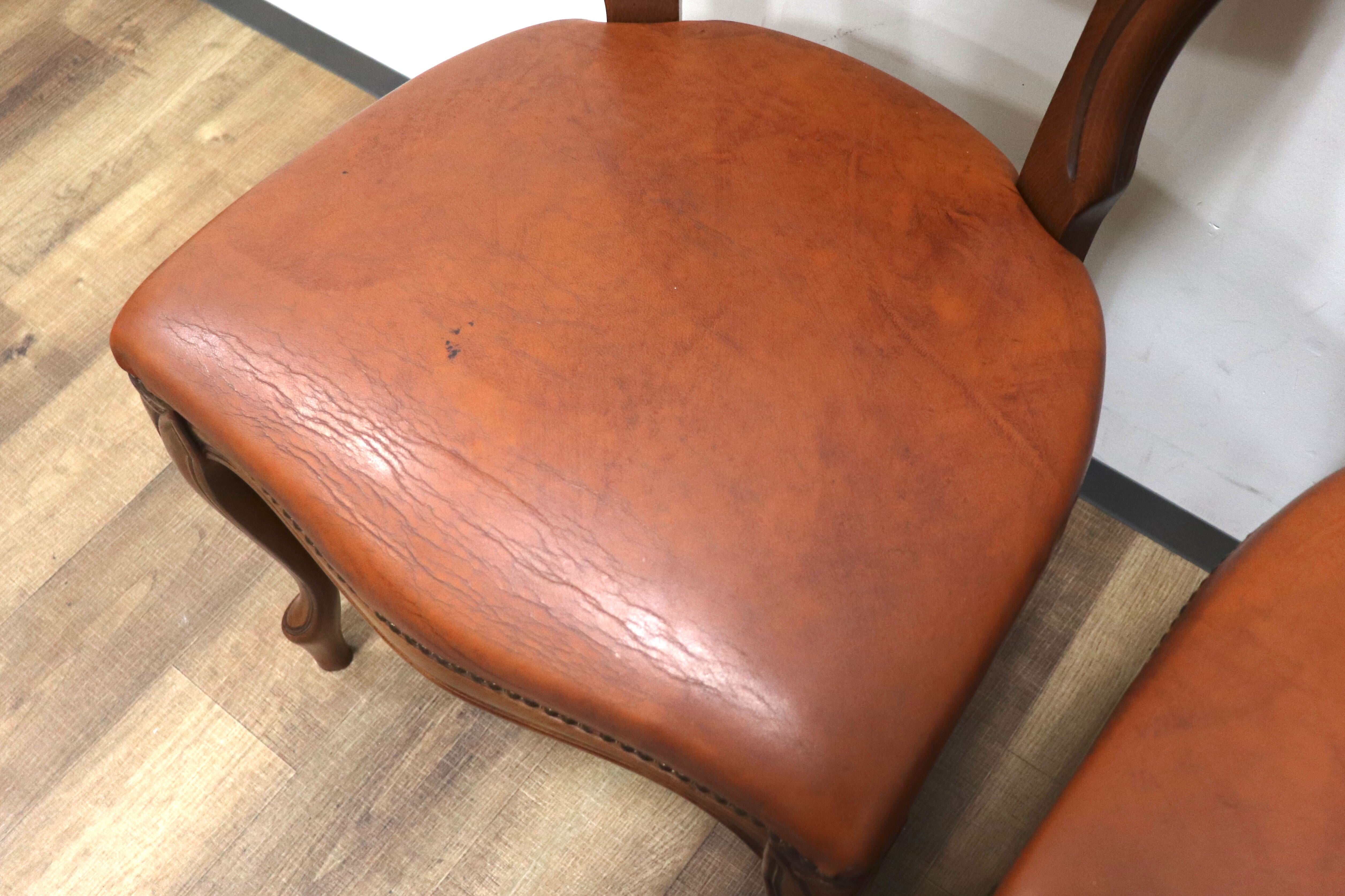 GMHS96C○イタリア製 ダイニングチェア 椅子 2脚セット 革張り クラシック エレガント ロココ調 鋲打ち ヨーロピアン 定価約12万