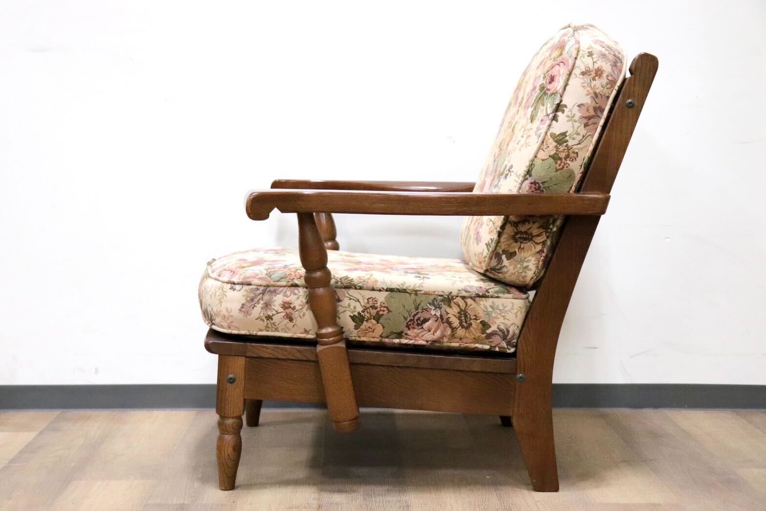 GMGS299E○KOSUGA / コスガ 1人掛けソファ シングルソファ アームチェア 椅子 木製 ファブリック 花柄 オーク材 カントリー エレガント