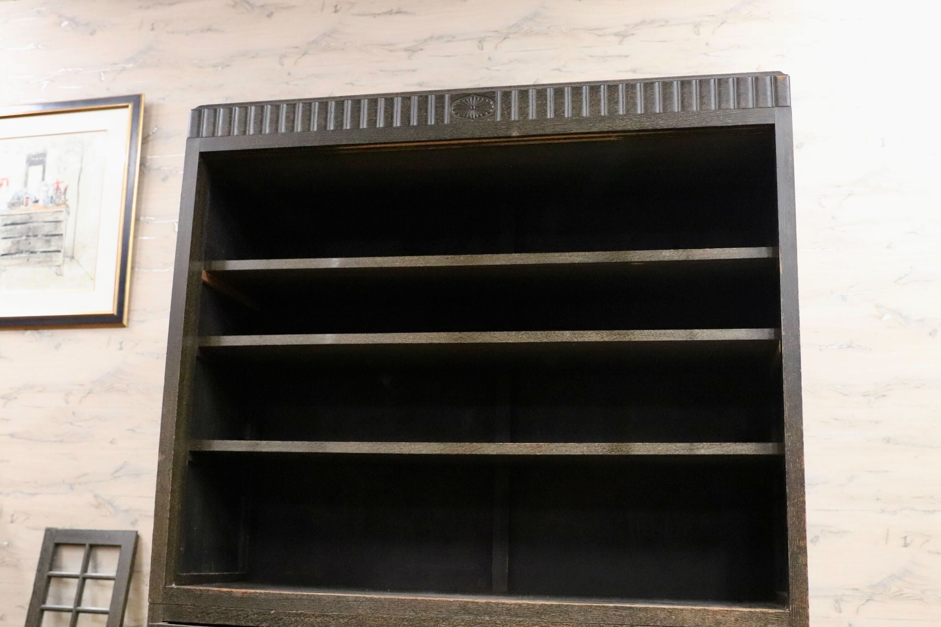 GMIS425○超稀少 三越家具 十六八重表菊 明治〜昭和初期 食器棚 キャビネット 飾り棚 楢材 和製アンティーク 水屋棚 和家具 ヴィンテージ