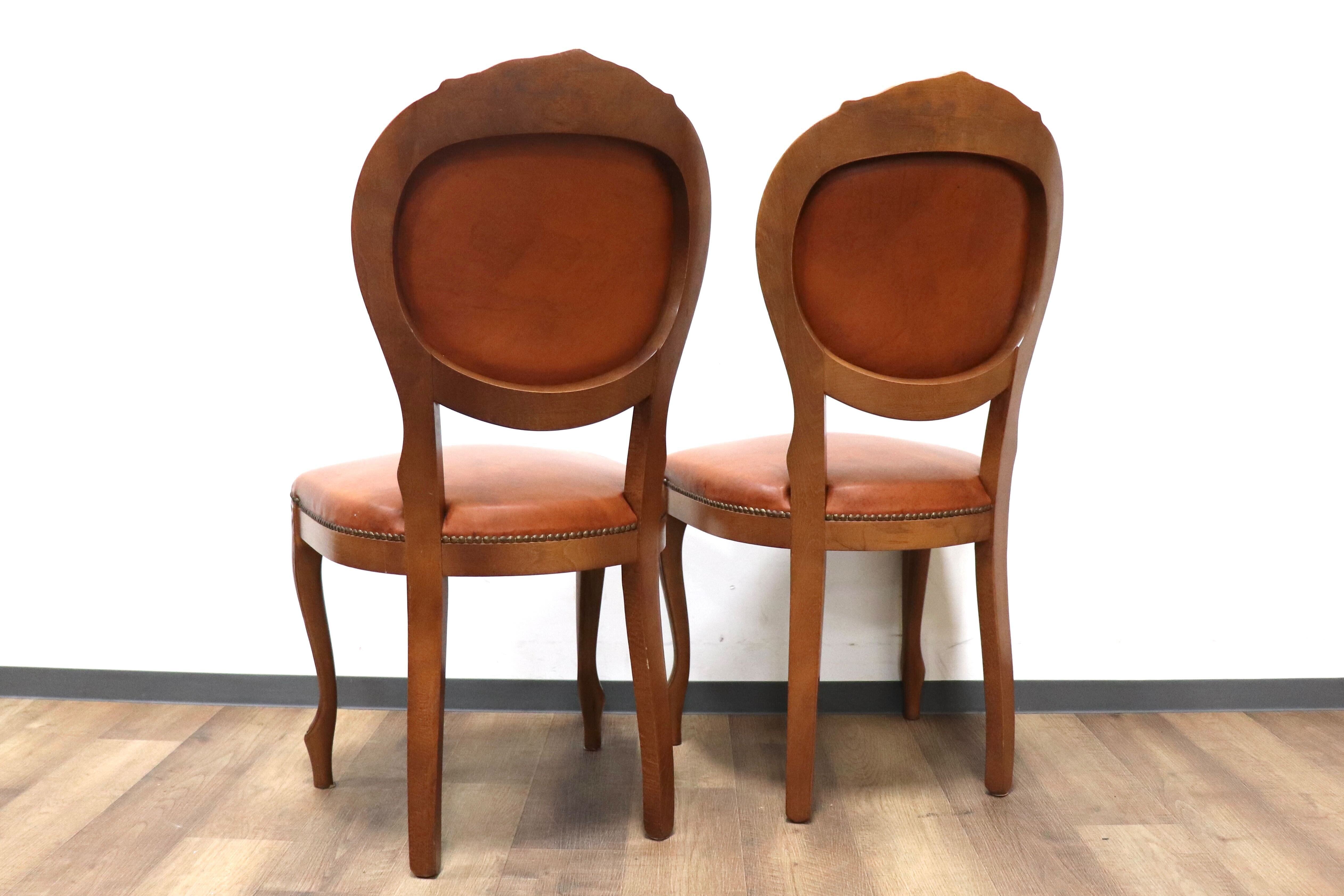 GMHS96D○イタリア製 ダイニングチェア 椅子 2脚セット 革張り クラシック エレガント ロココ調 鋲打ち ヨーロピアン 定価約12万