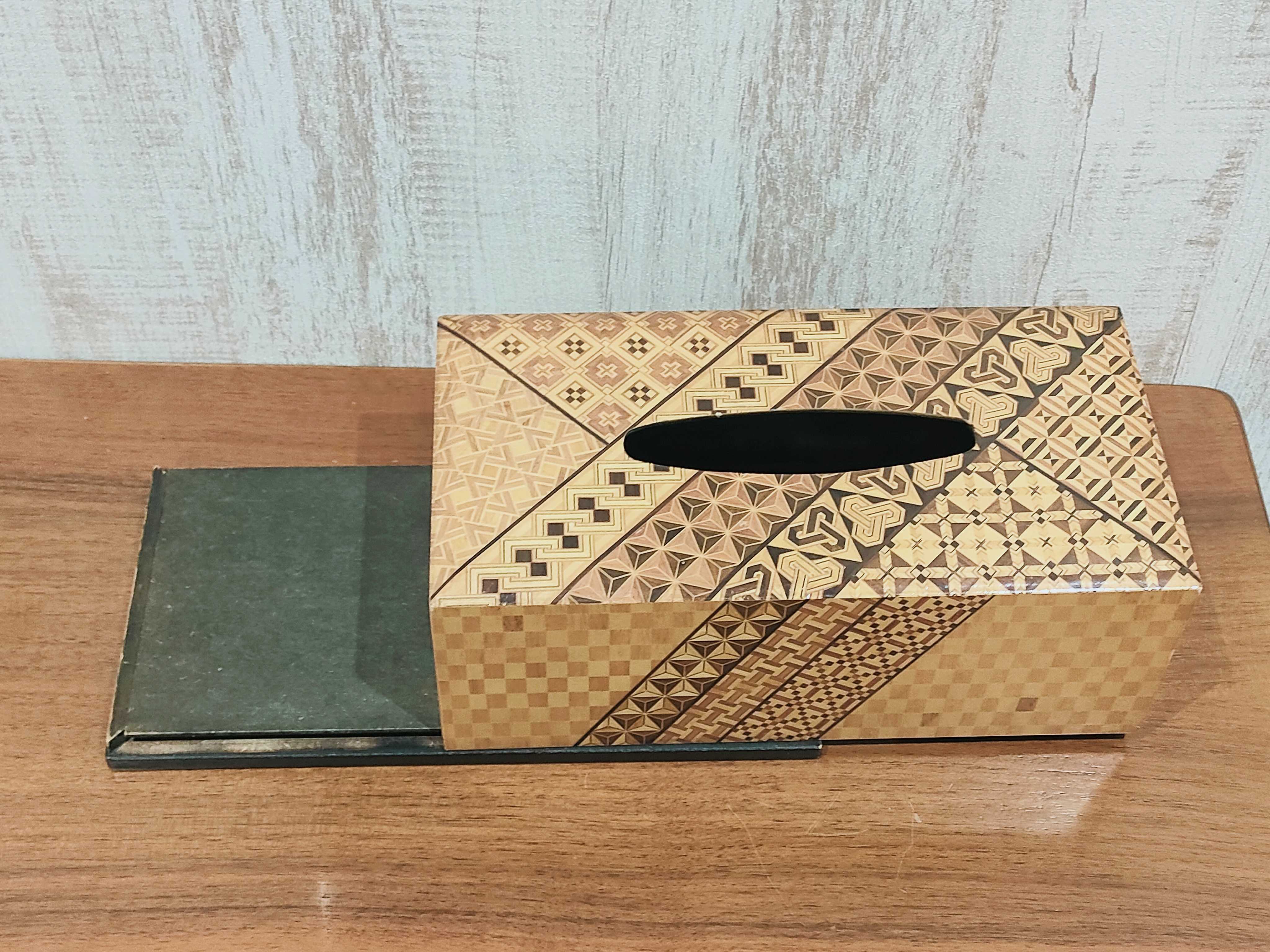 GMHO146○箱根寄木細工 ティッシュボックス