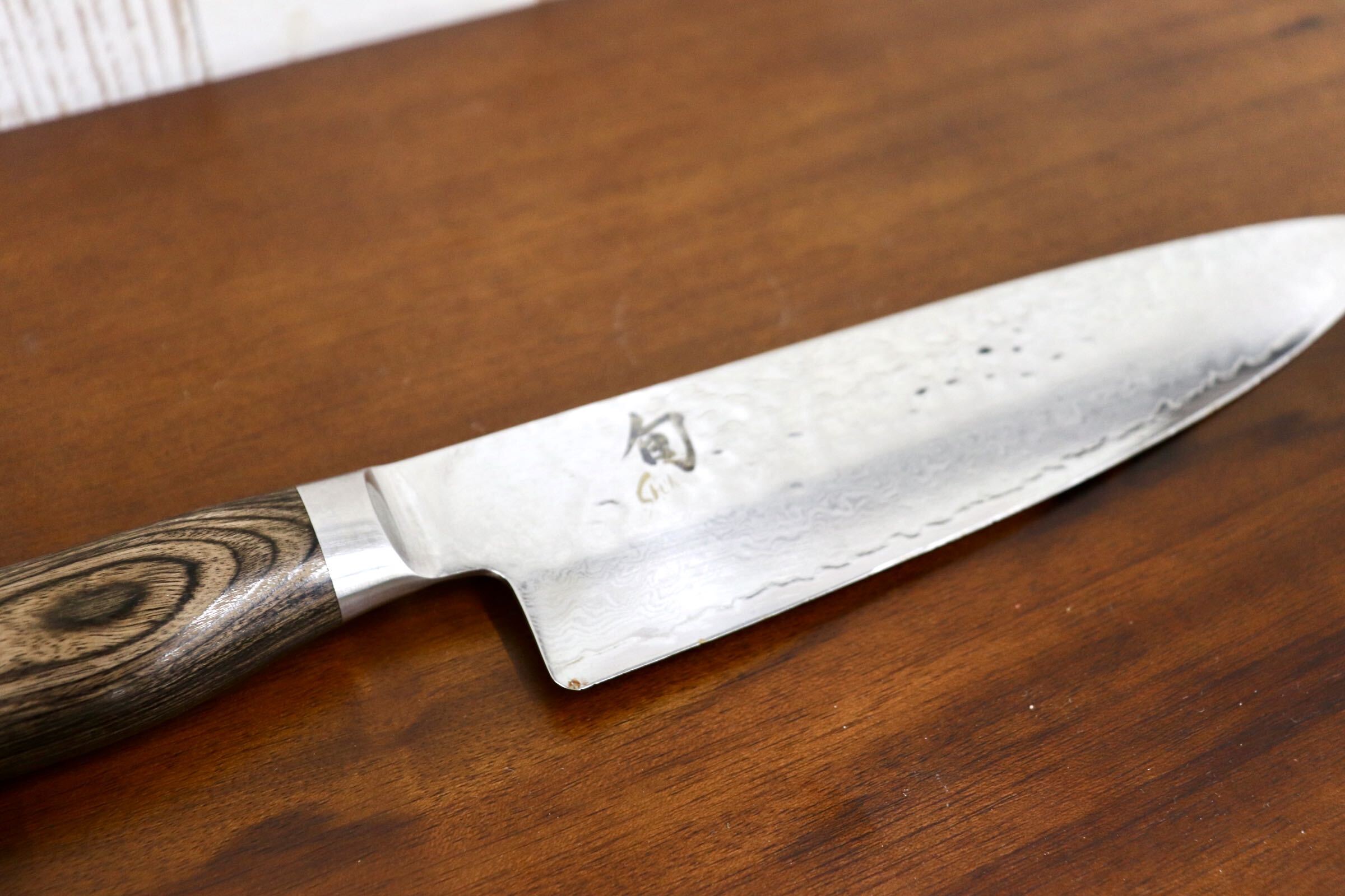 GMJH327A〇貝印 / 旬 Shun Premier シェフズナイフ TDM0706 20cm ダマスカス 槌目 VG-MAX 日本製 牛刀 包丁 パッカウッド
