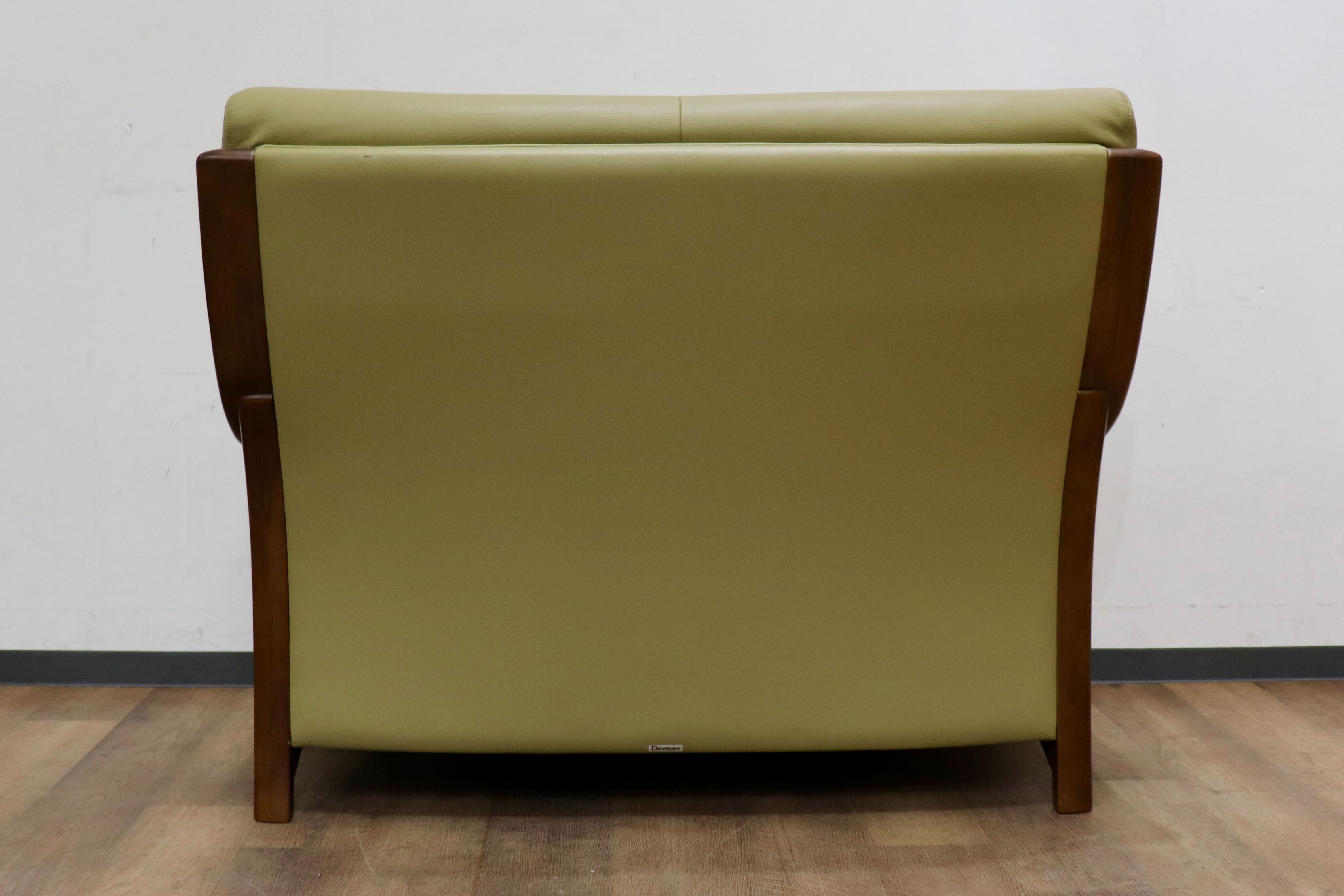 GMHK755B○karimoku / カリモク Direttore ディレトーレ 2人掛けソファ ラブソファ アームチェア 本革 オリーブ色 モダン 国産家具