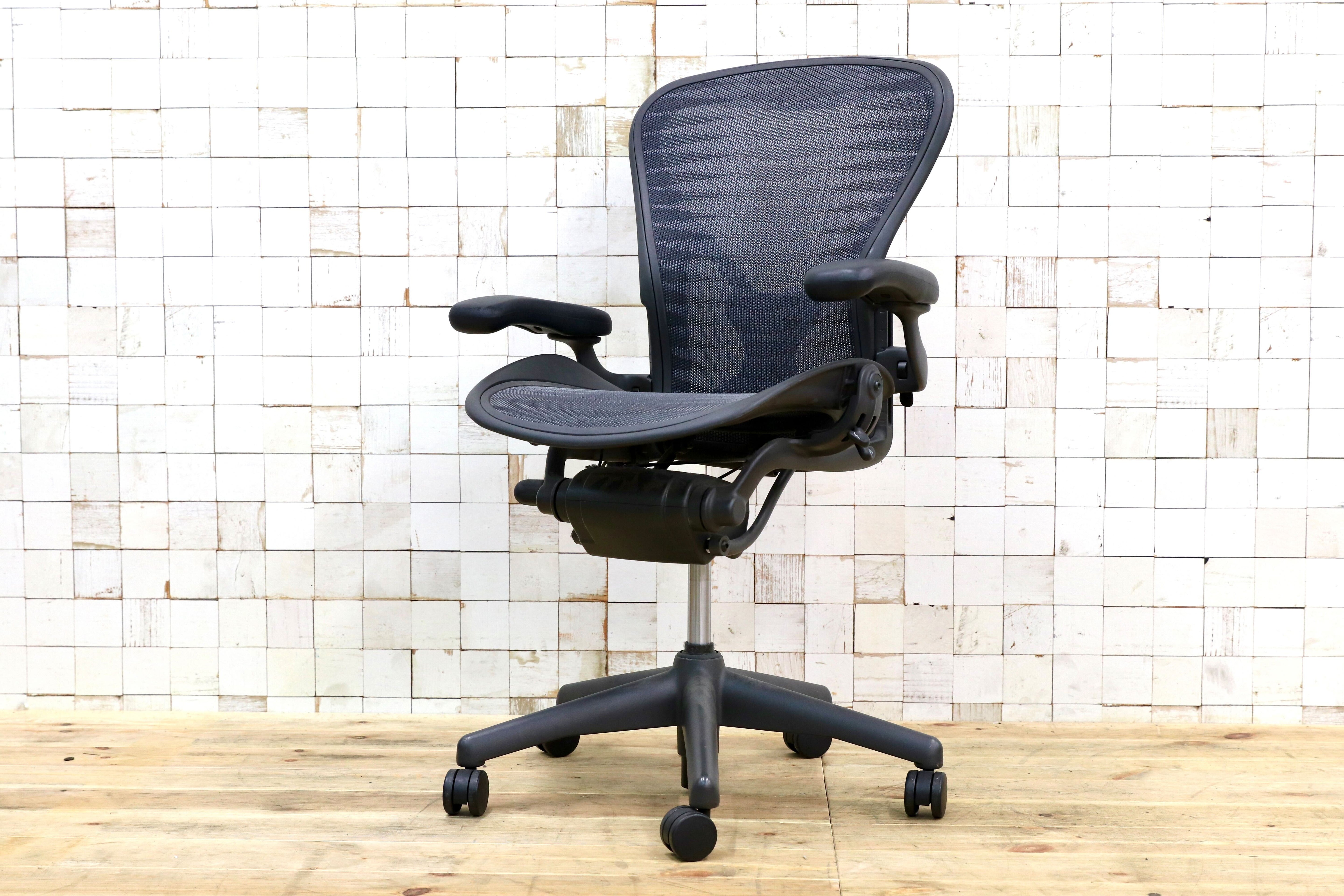 GMIK357○Herman Miller / ハーマンミラー アーロンチェア クラシック Bサイズ オフィスチェア デスクチェア ワークチェア 16年製