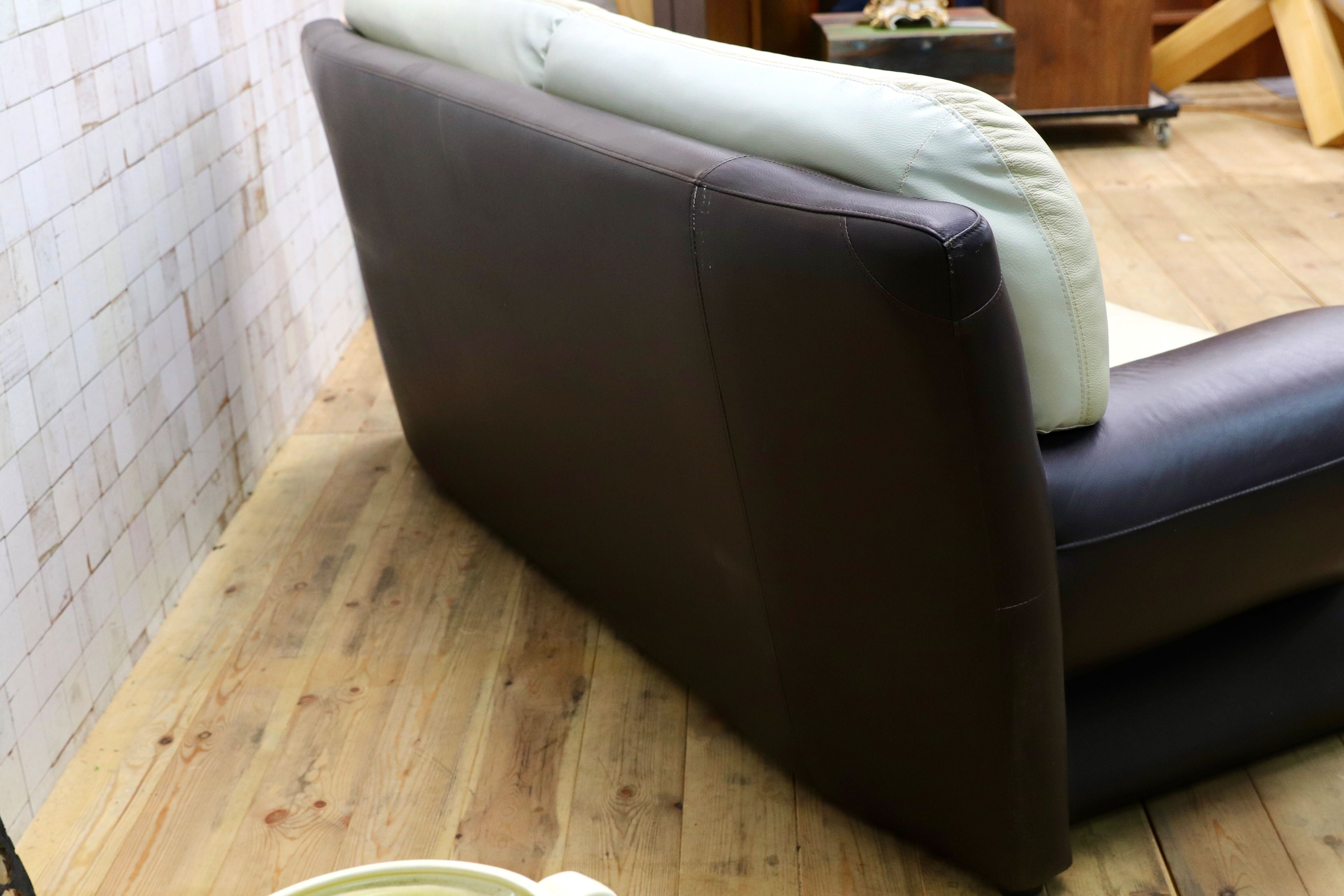 GMIK784○2人掛けソファ ラブソファ 本革 レザー イタリアモダン 長椅子 検)ニコレッティ ナツッジ