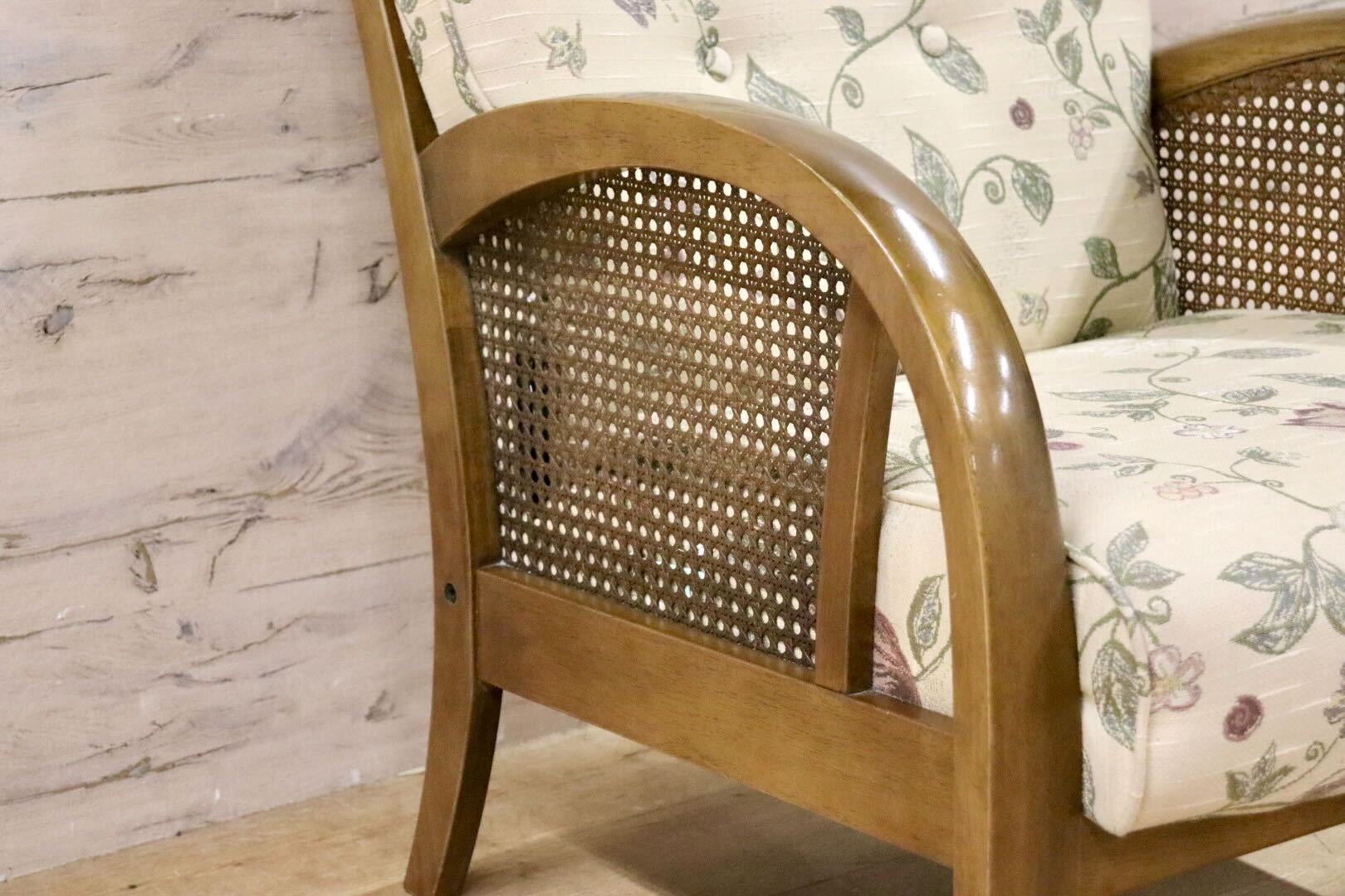 GMGS48○karimoku / カリモク WT17 アームチェア シングルソファ ラウンジチェア ファブリック 花柄 クラシック 国産家具 定価約5.4万