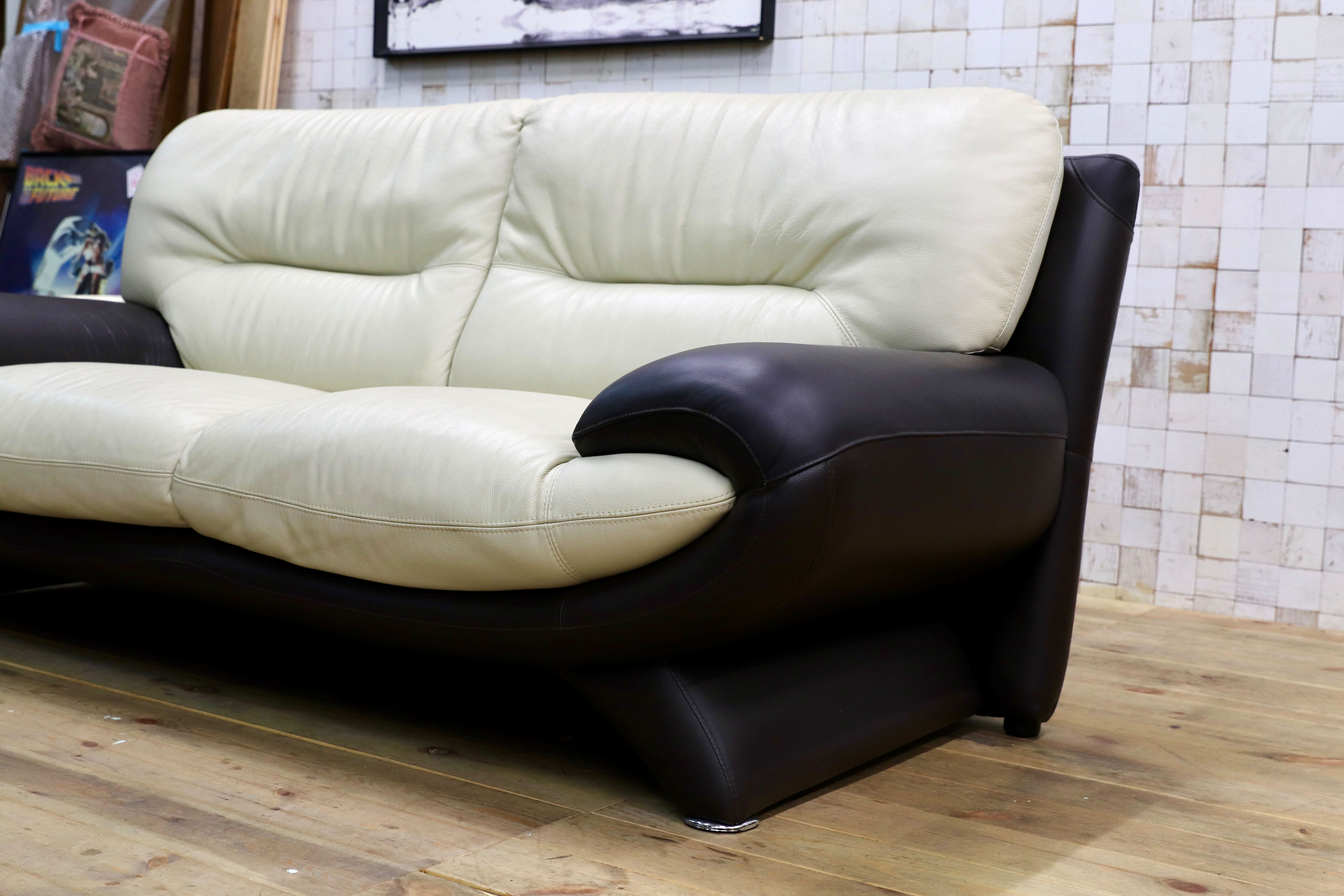 GMIK784○2人掛けソファ ラブソファ 本革 レザー イタリアモダン 長椅子 検)ニコレッティ ナツッジ