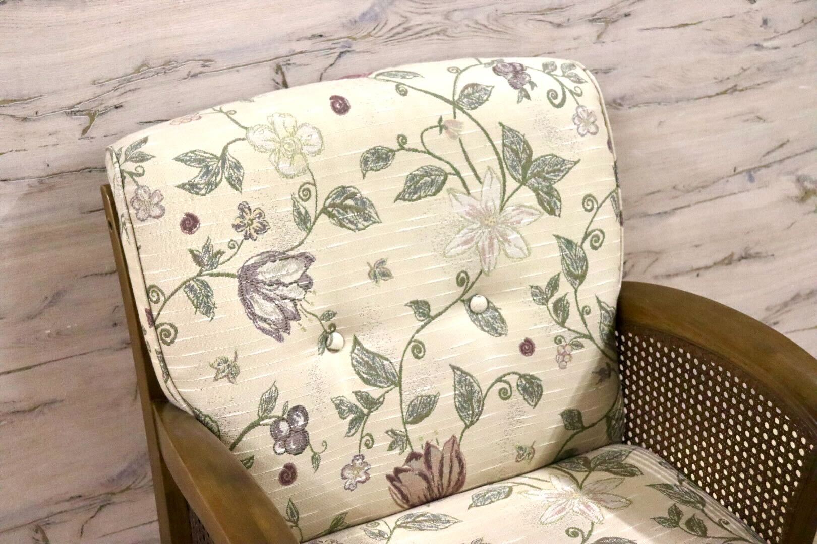 GMGS48○karimoku / カリモク WT17 アームチェア シングルソファ ラウンジチェア ファブリック 花柄 クラシック 国産家具 定価約5.4万