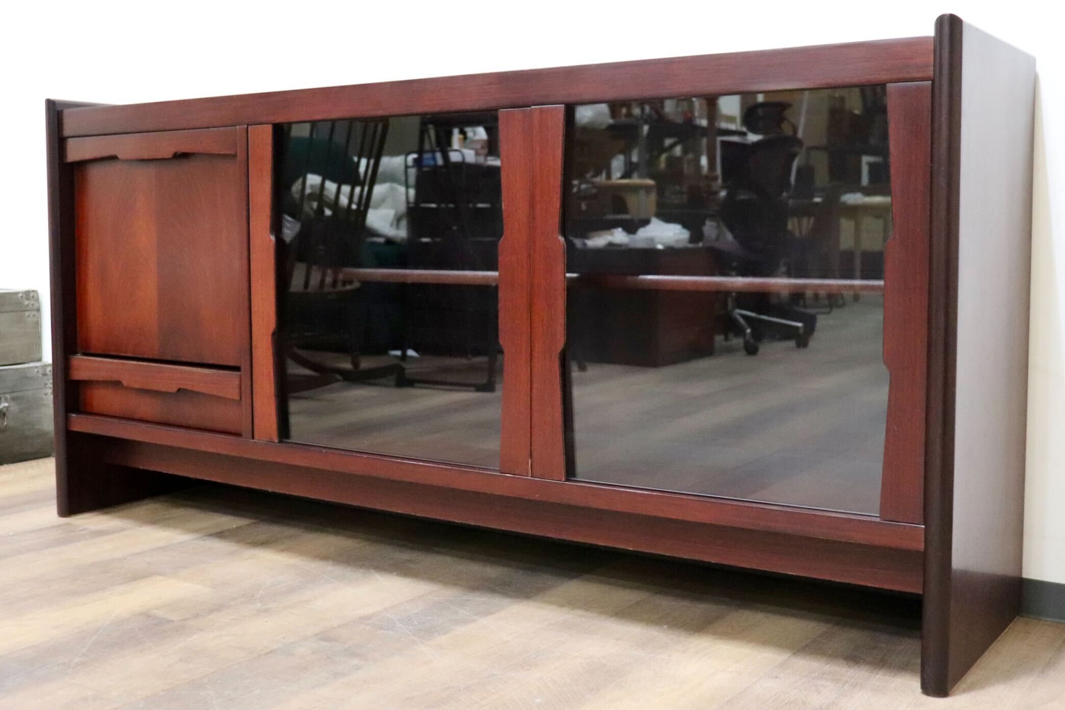 GMHK611○北欧スタイル ヴィンテージ サイドボード リビングボード キャビネット アンティーク ローズウッド 検)デンマーク 北欧家具