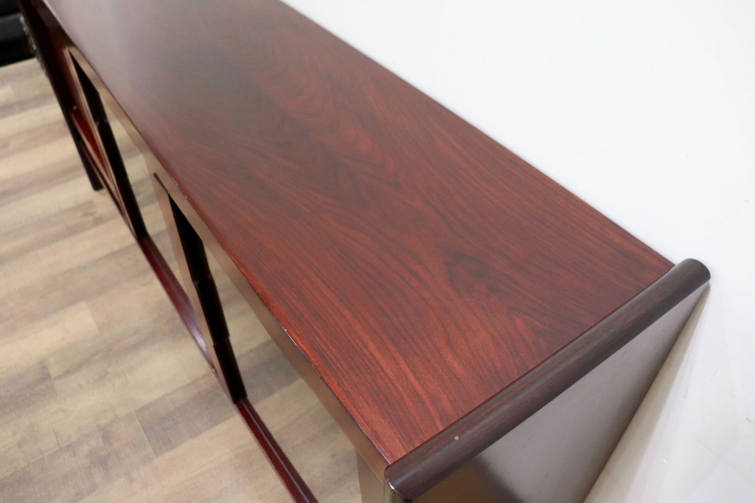 GMHK611○北欧スタイル ヴィンテージ サイドボード リビングボード キャビネット アンティーク ローズウッド 検)デンマーク 北欧家具