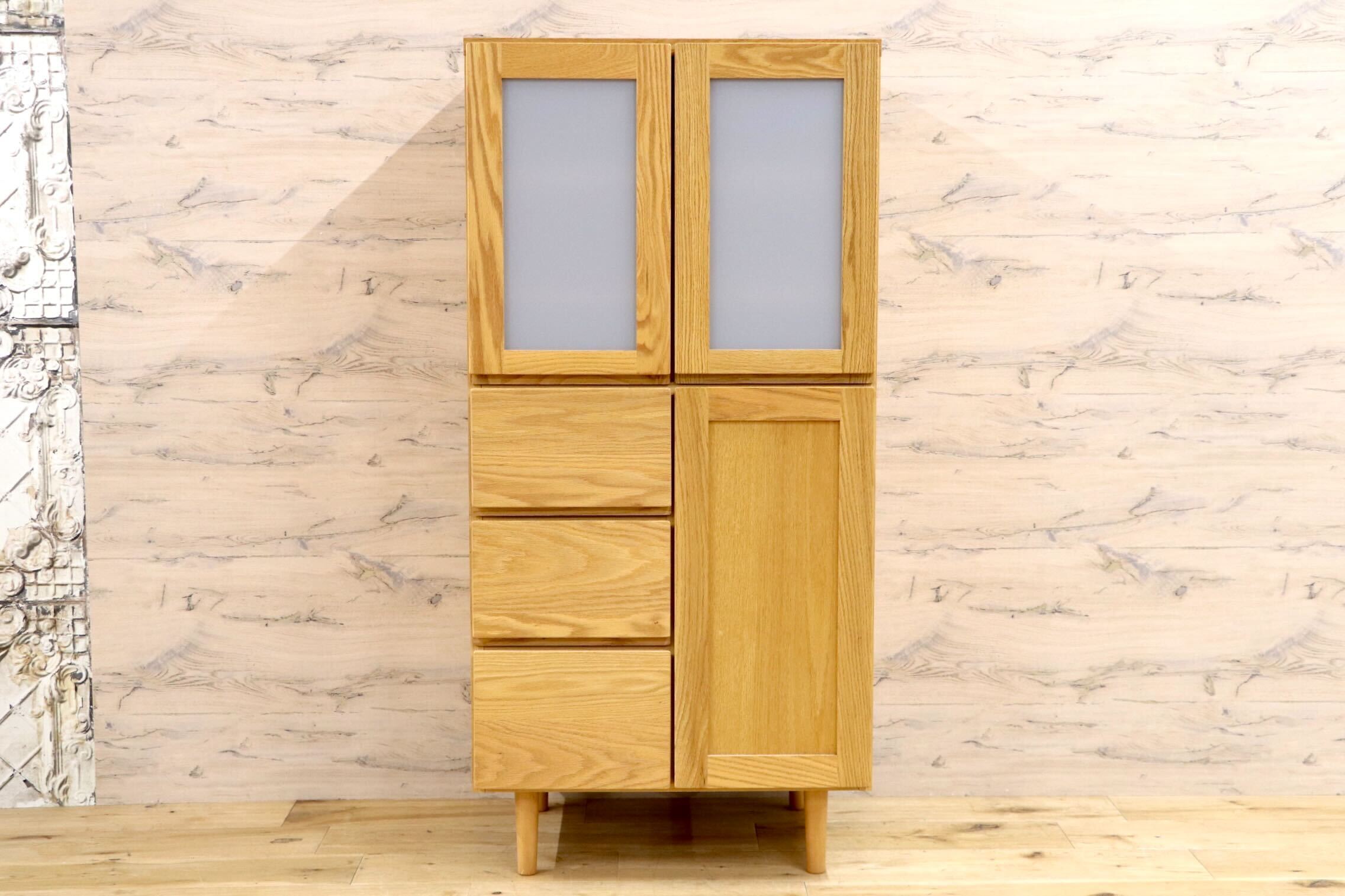 GMJK13○北欧スタイル カップボード レッドオーク 食器棚 キッチンボード ダイニングボード ミストガラス 天然木 木製 ナチュラル モダン