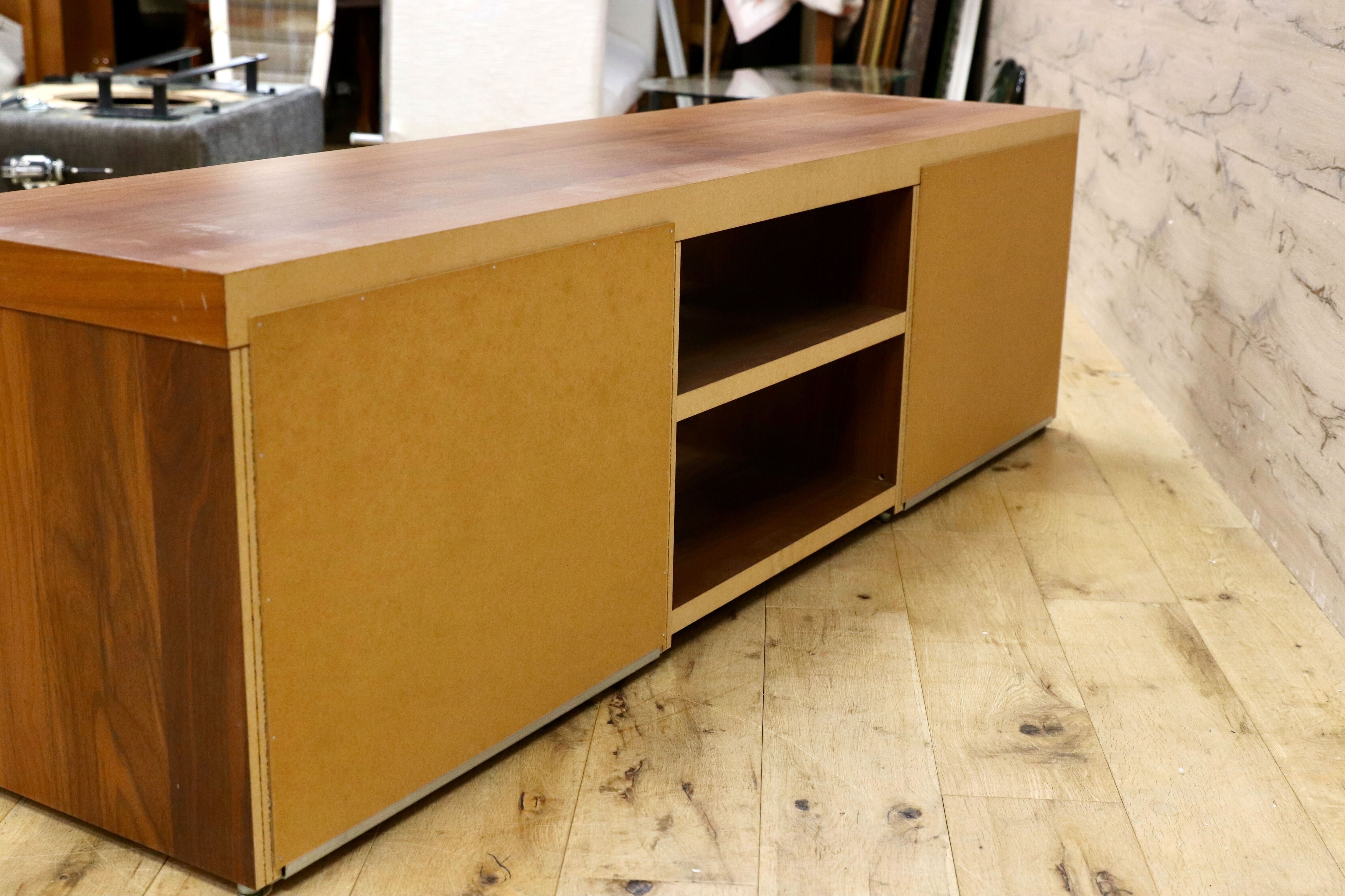 GMIK790B○BoConcept / ボーコンセプト Occa オッカ テレビボード TVボード AVボード ローボード リビング収納 ウォールナット 定価15万